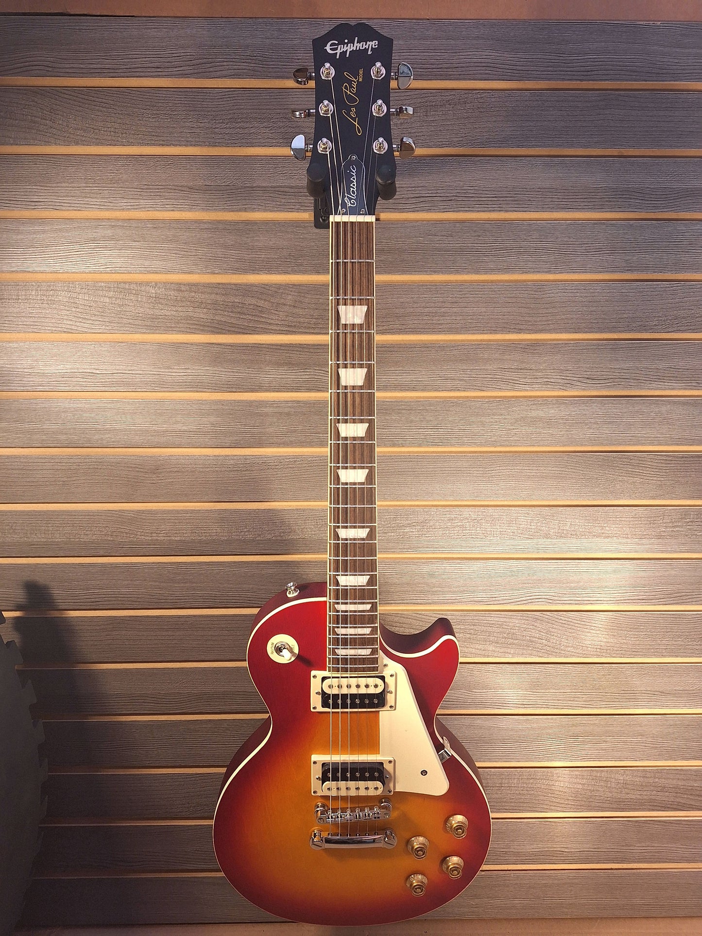 Epiphone Les Paul Classic Worn Heritage Cherry Sunburst Electric Guitar