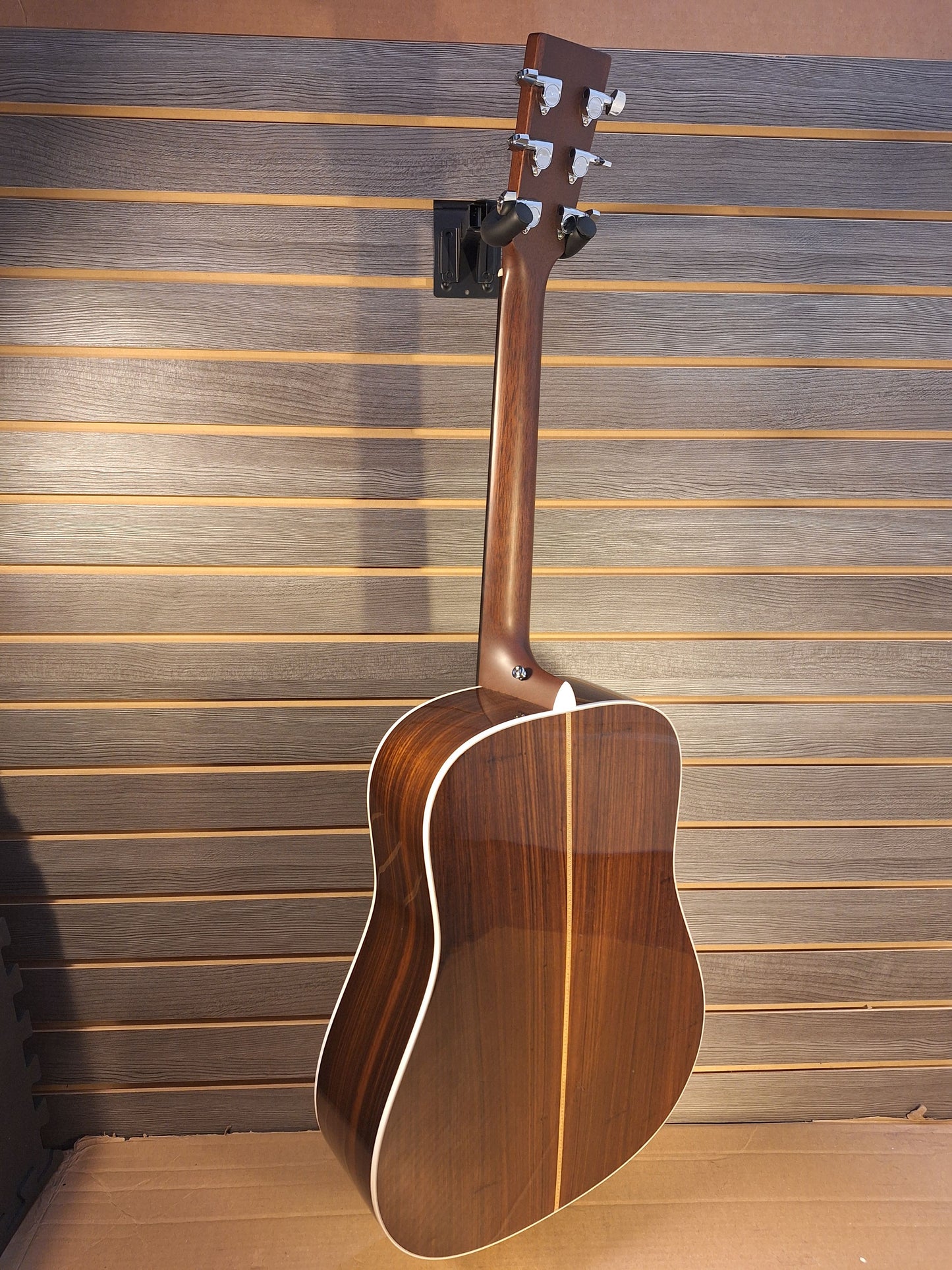 Previously Owned 2007 Martin HD-16R ISH With Hard Case