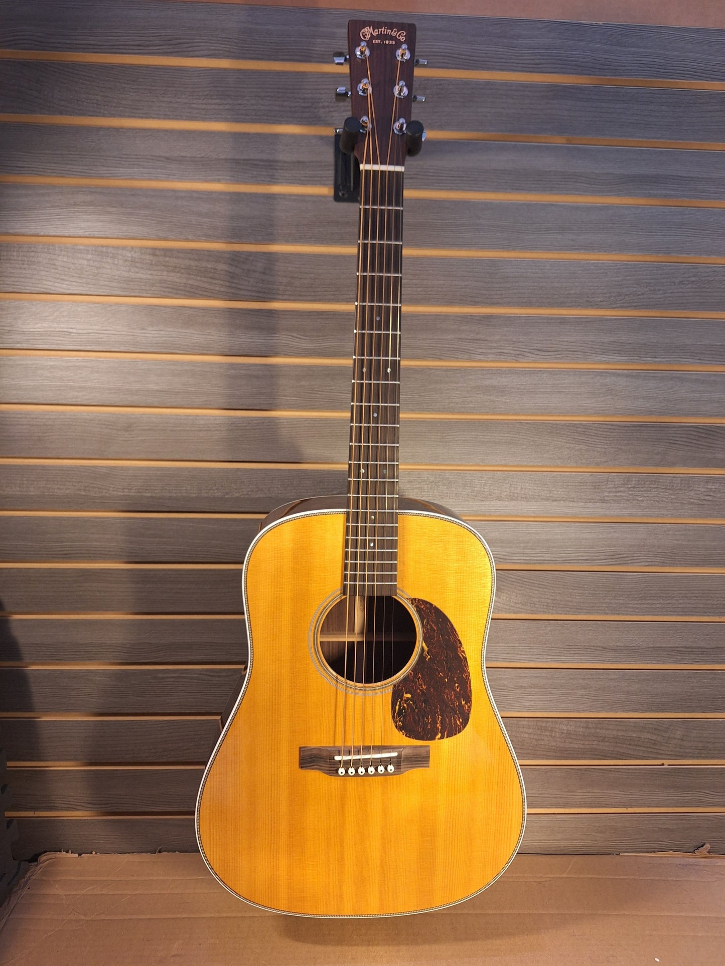 Previously Owned 2007 Martin HD-16R ISH With Hard Case