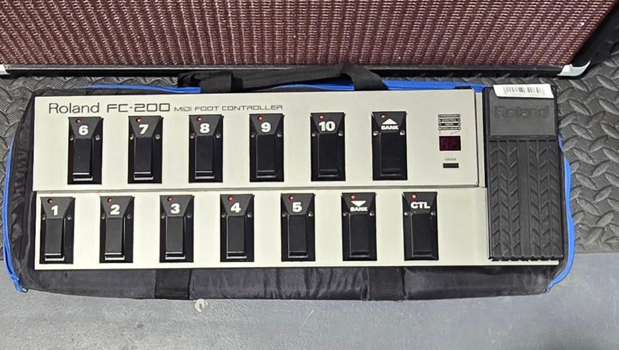 Previously Owned Roland Midi Foot Pedal