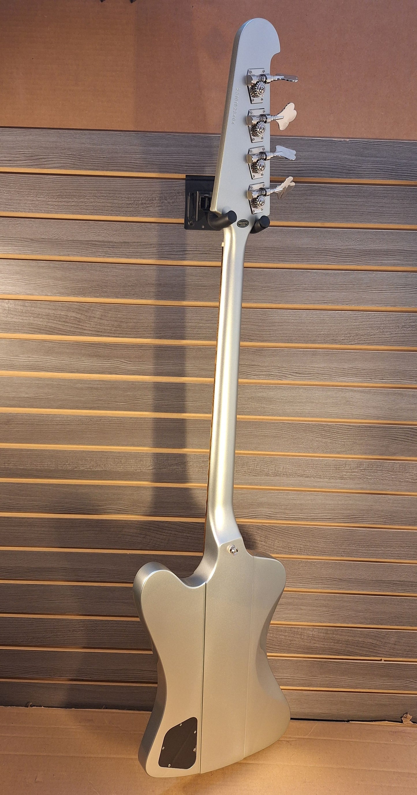 Epiphone Thunderbird '64 Electric Bass. Silver Mist W Premium Gig Bag