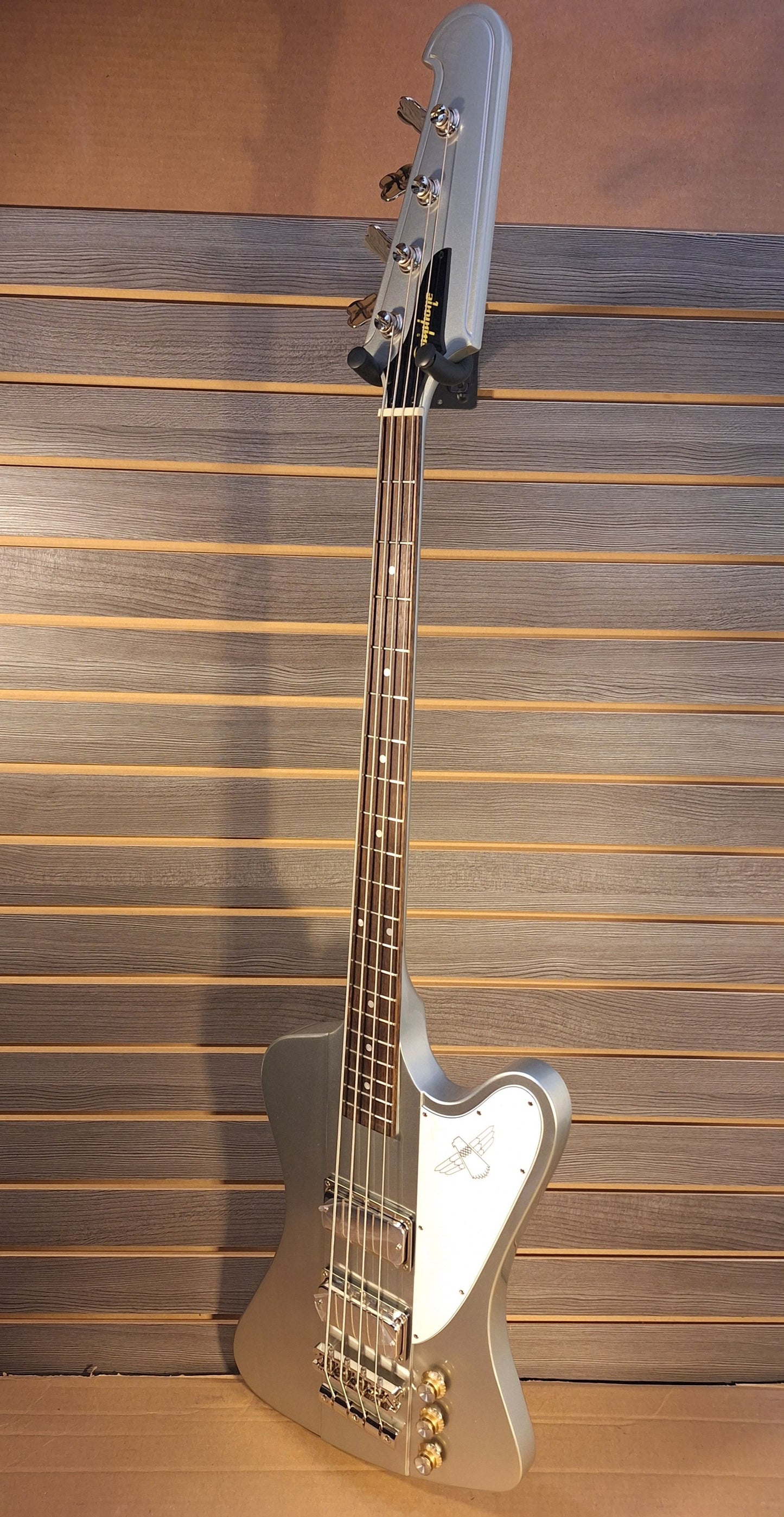 Epiphone Thunderbird '64 Electric Bass. Silver Mist W Premium Gig Bag