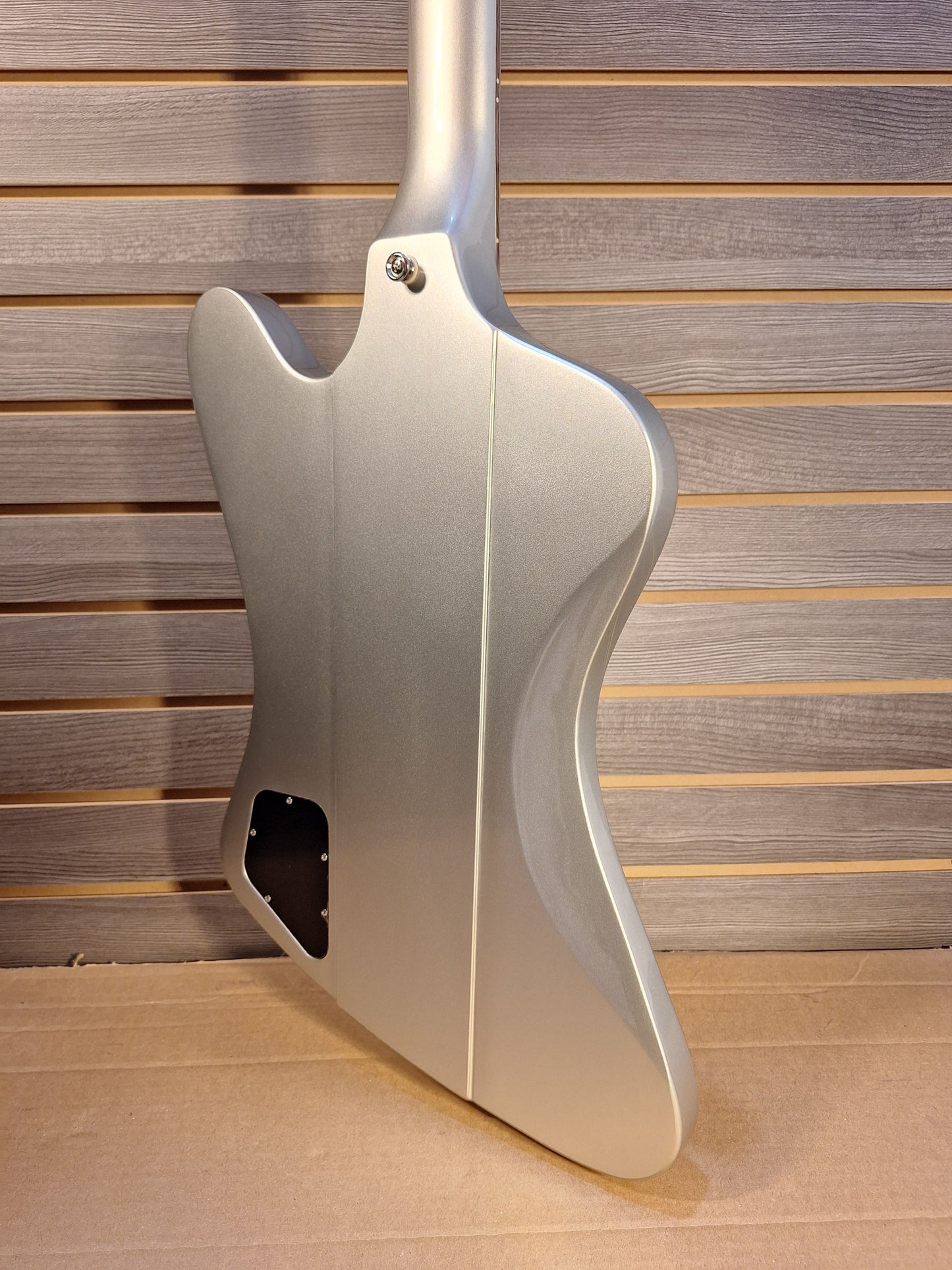 Epiphone Thunderbird '64 Electric Bass. Silver Mist W Premium Gig Bag