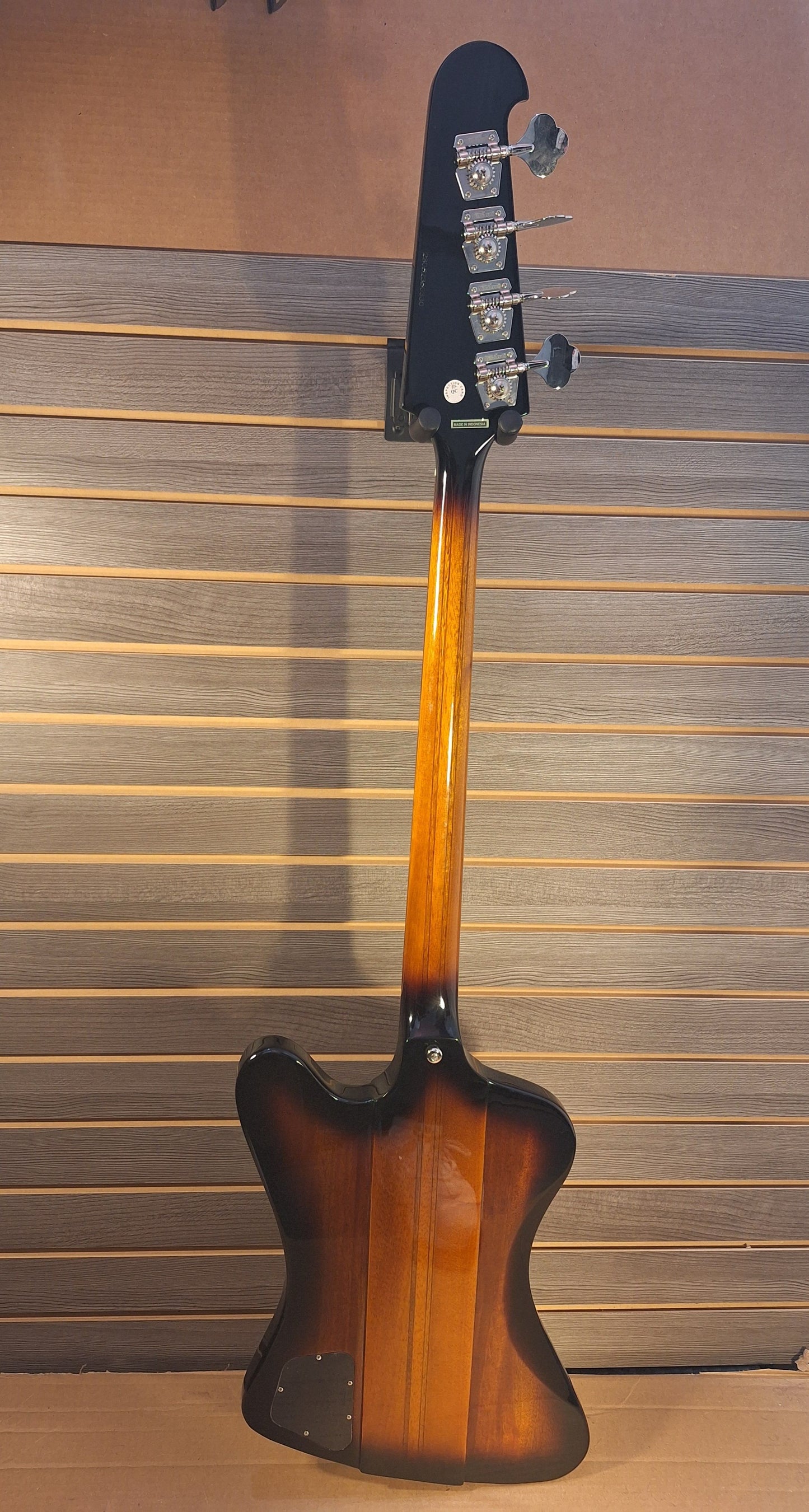 Epiphone Thunderbird 60's Tobacco Sun Burst Electric Bass