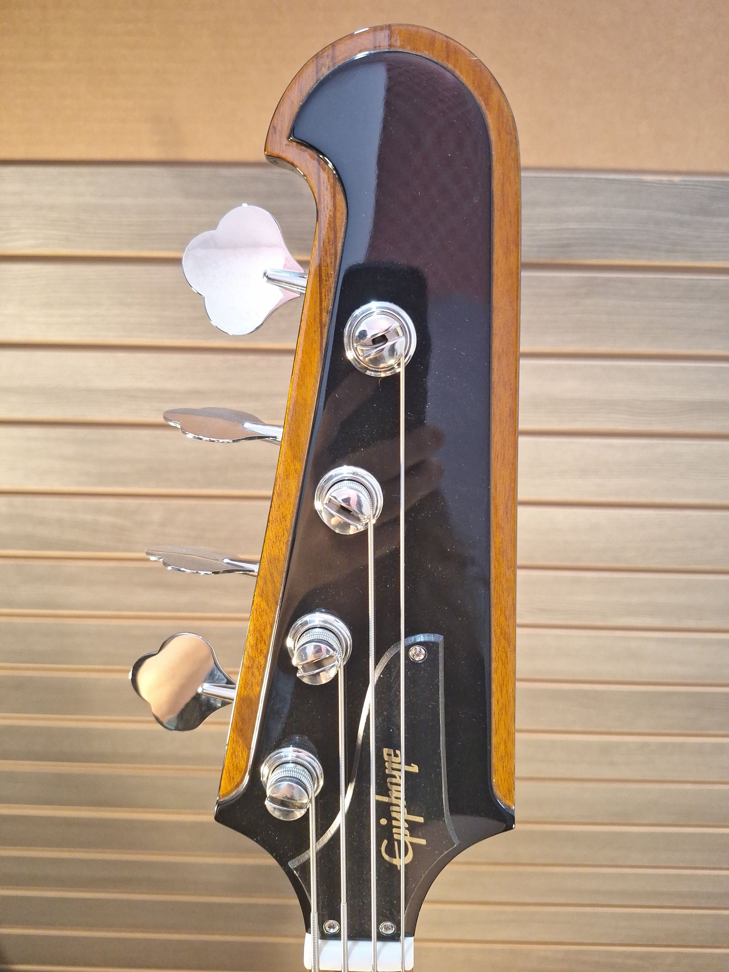 Epiphone Thunderbird 60's Tobacco Sun Burst Electric Bass