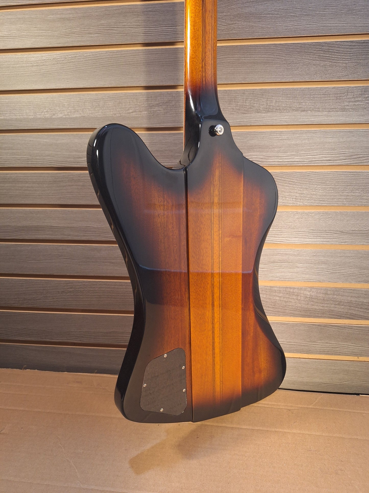 Epiphone Thunderbird 60's Tobacco Sun Burst Electric Bass