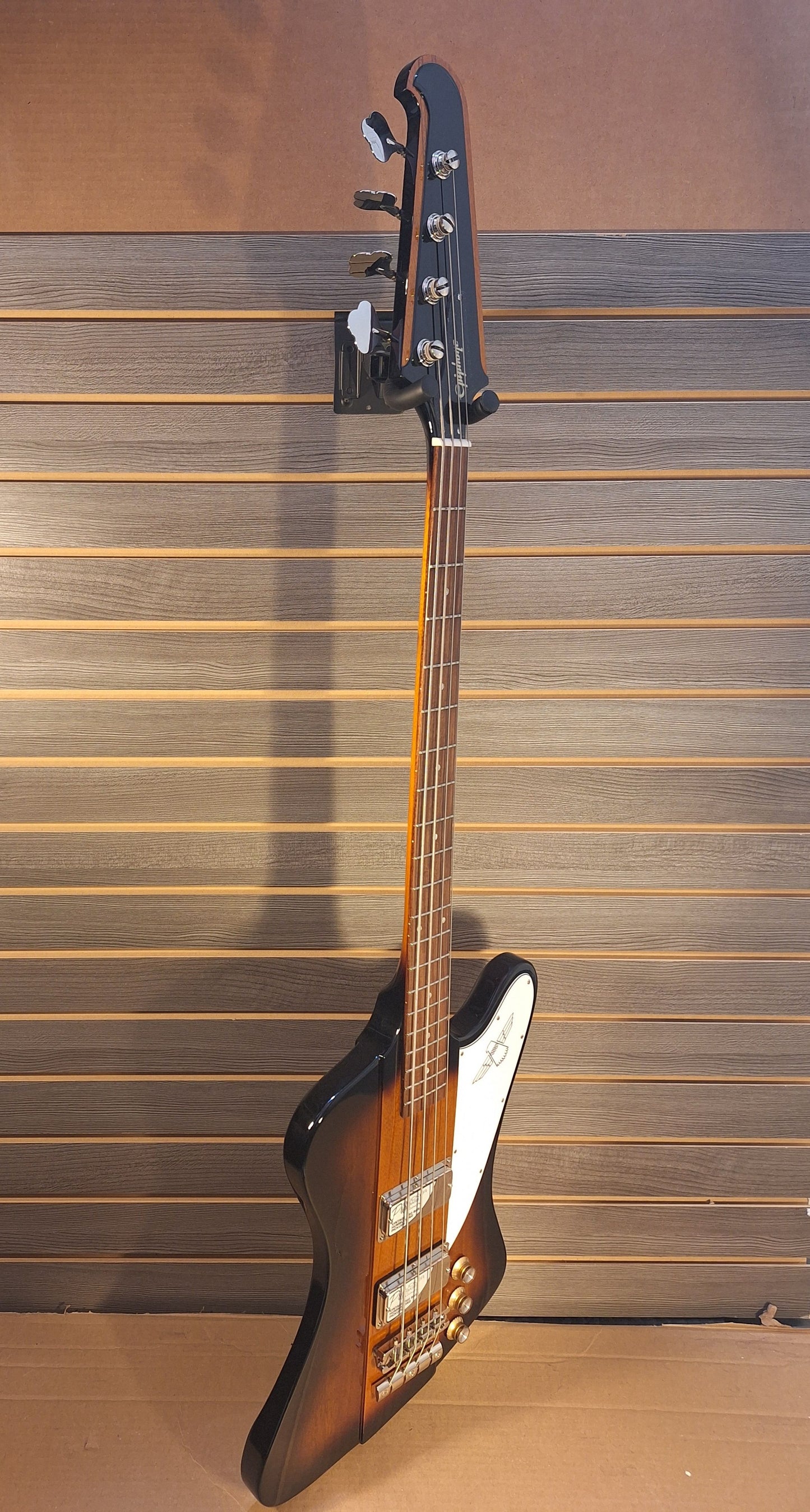 Epiphone Thunderbird 60's Tobacco Sun Burst Electric Bass