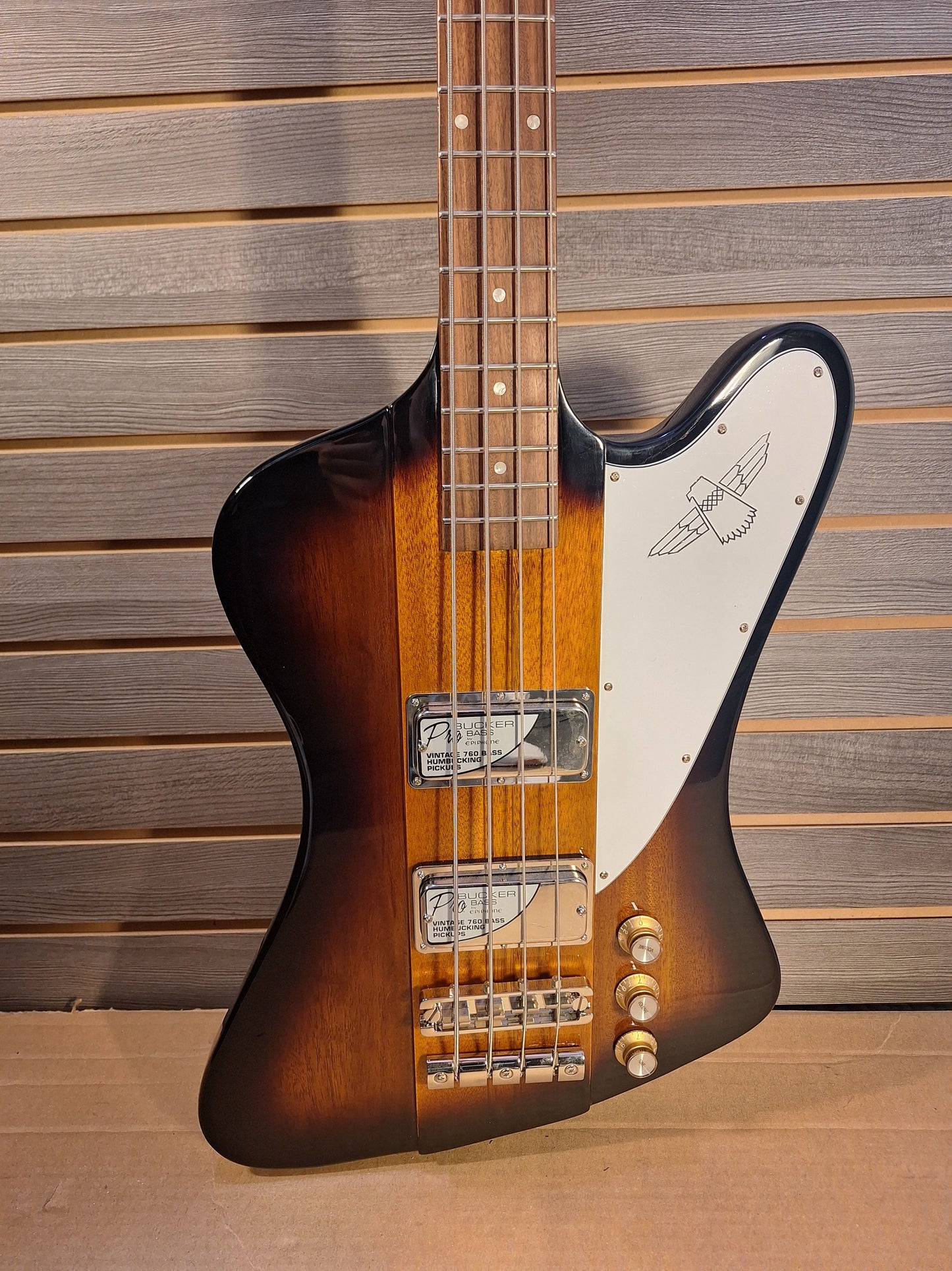 Epiphone Thunderbird 60's Tobacco Sun Burst Electric Bass