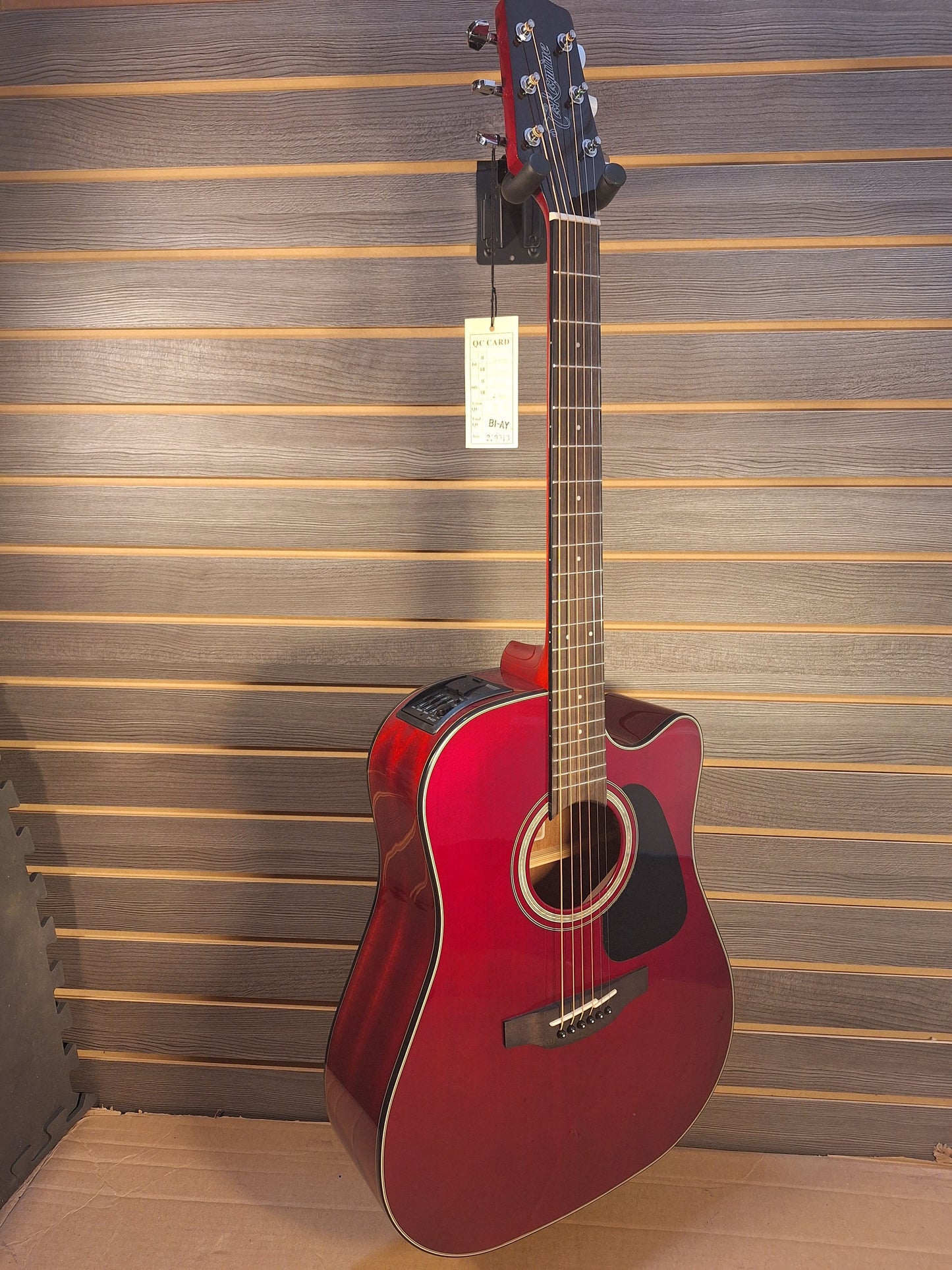 "Used" Takamine GD30CE Wine Red Acoustic/Electric Guitar