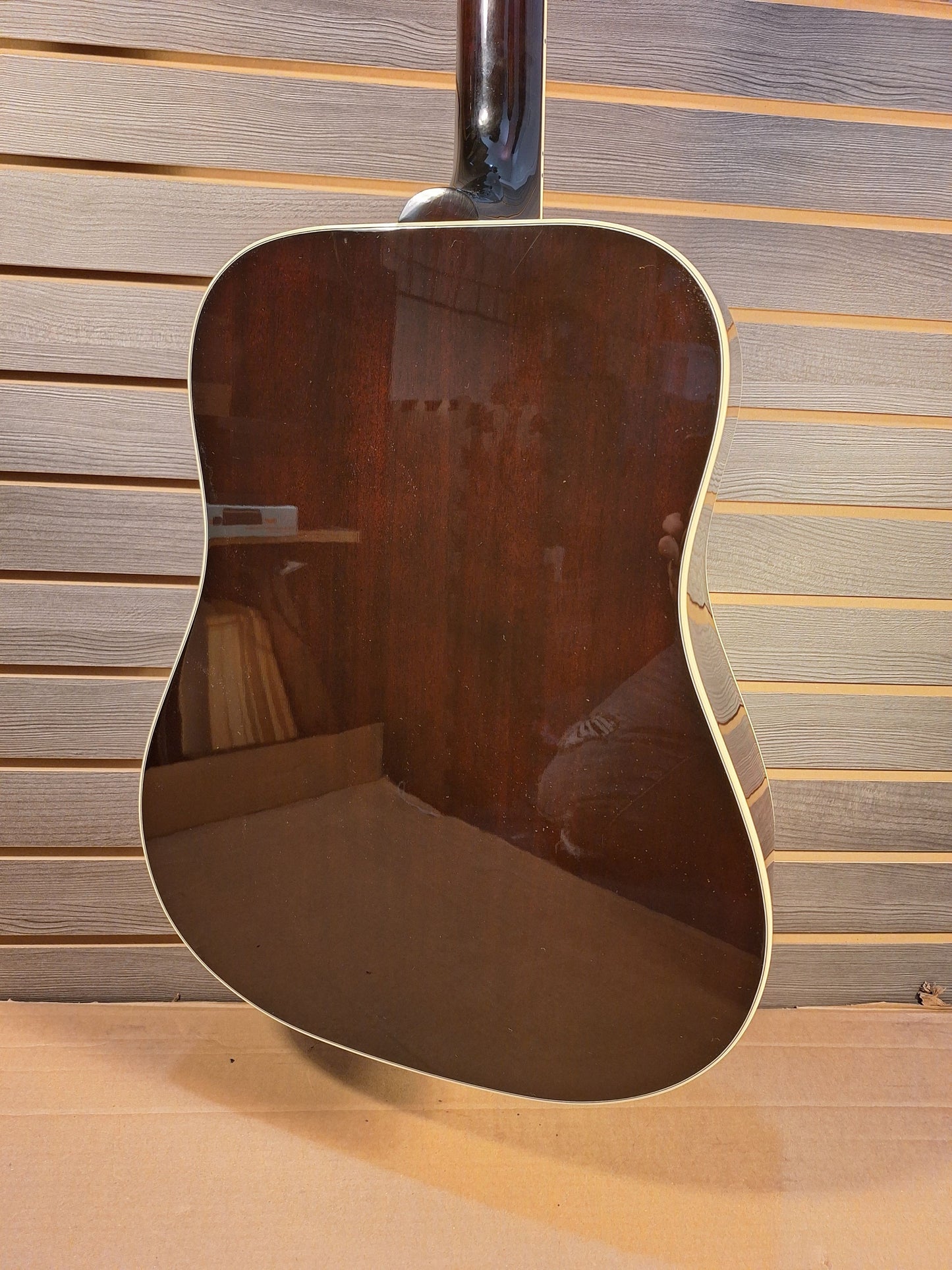 Gibson Hummingbird Standard Vintage Sunburst