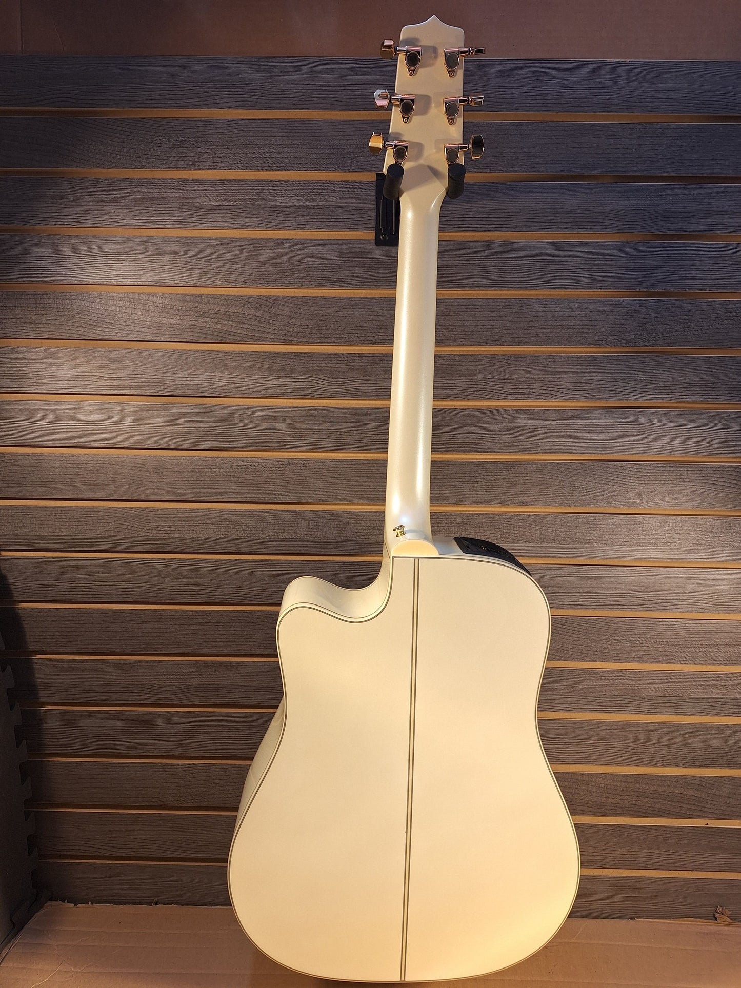 "Used" Takamine GD37-CE-PW Acoustic/Electric Guitar with Gig Bag
