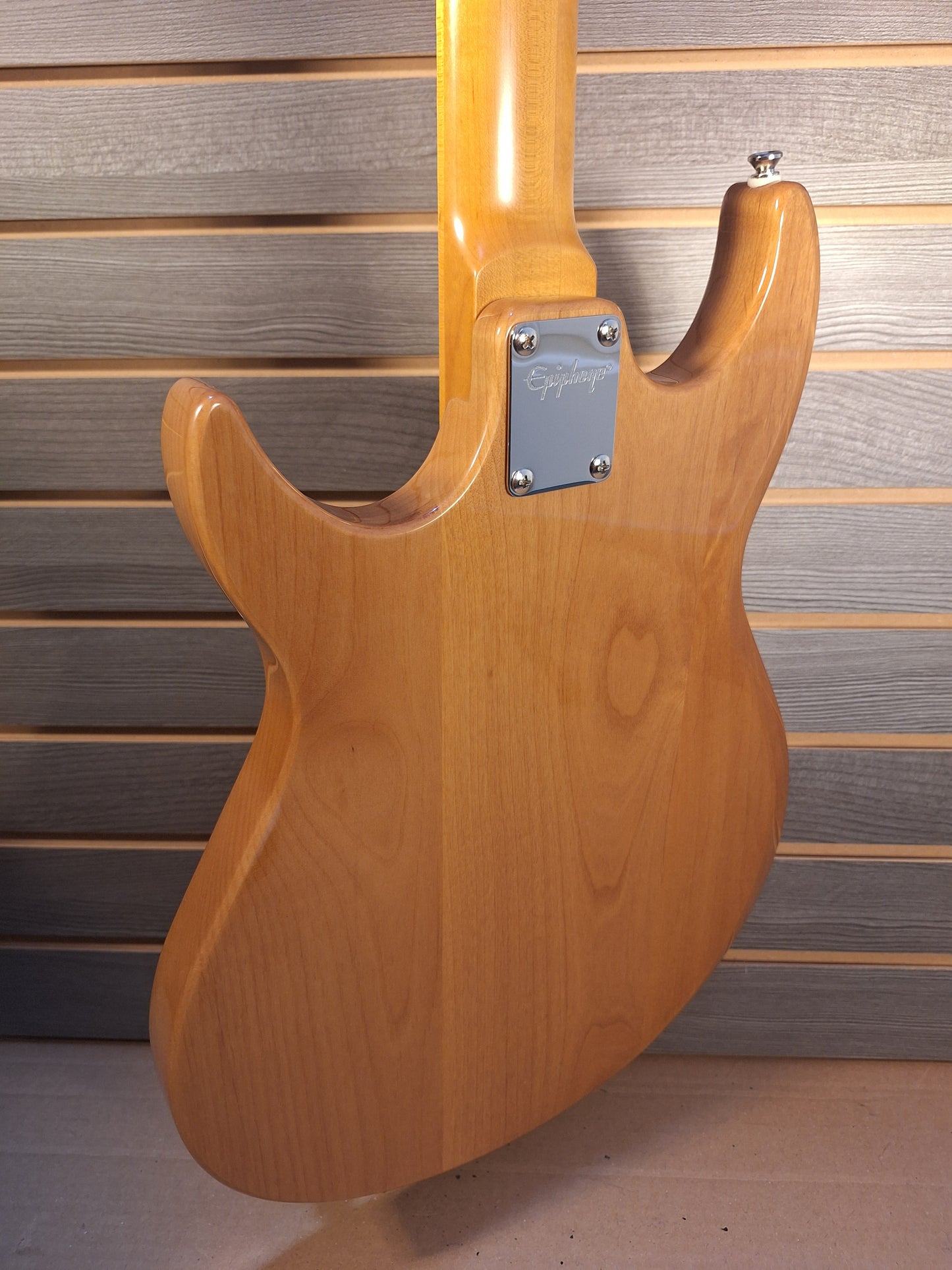 Epiphone Grabber Bass Natural With Premium Gig Bag