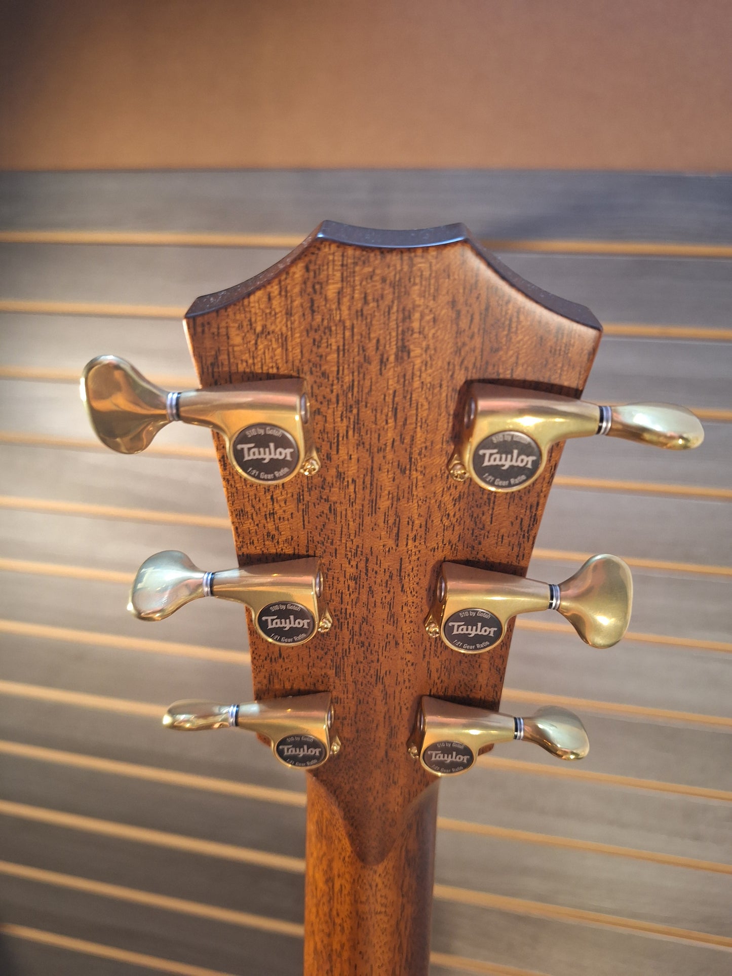 Taylor Builder's Edition 814ce