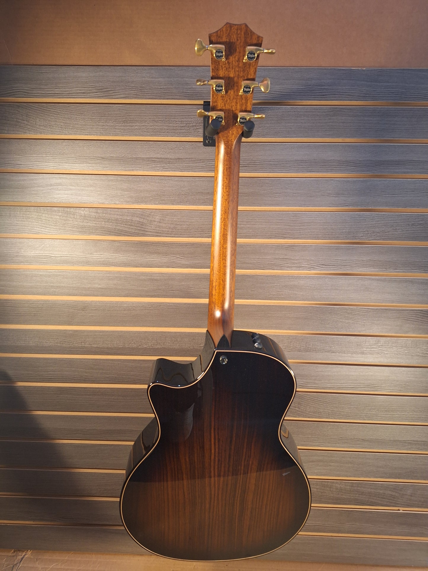Taylor Builder's Edition 814ce