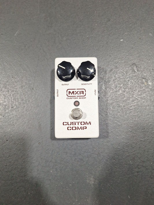 Previously Owner MXR Custom Compressor CSP202 Guitar Pedal