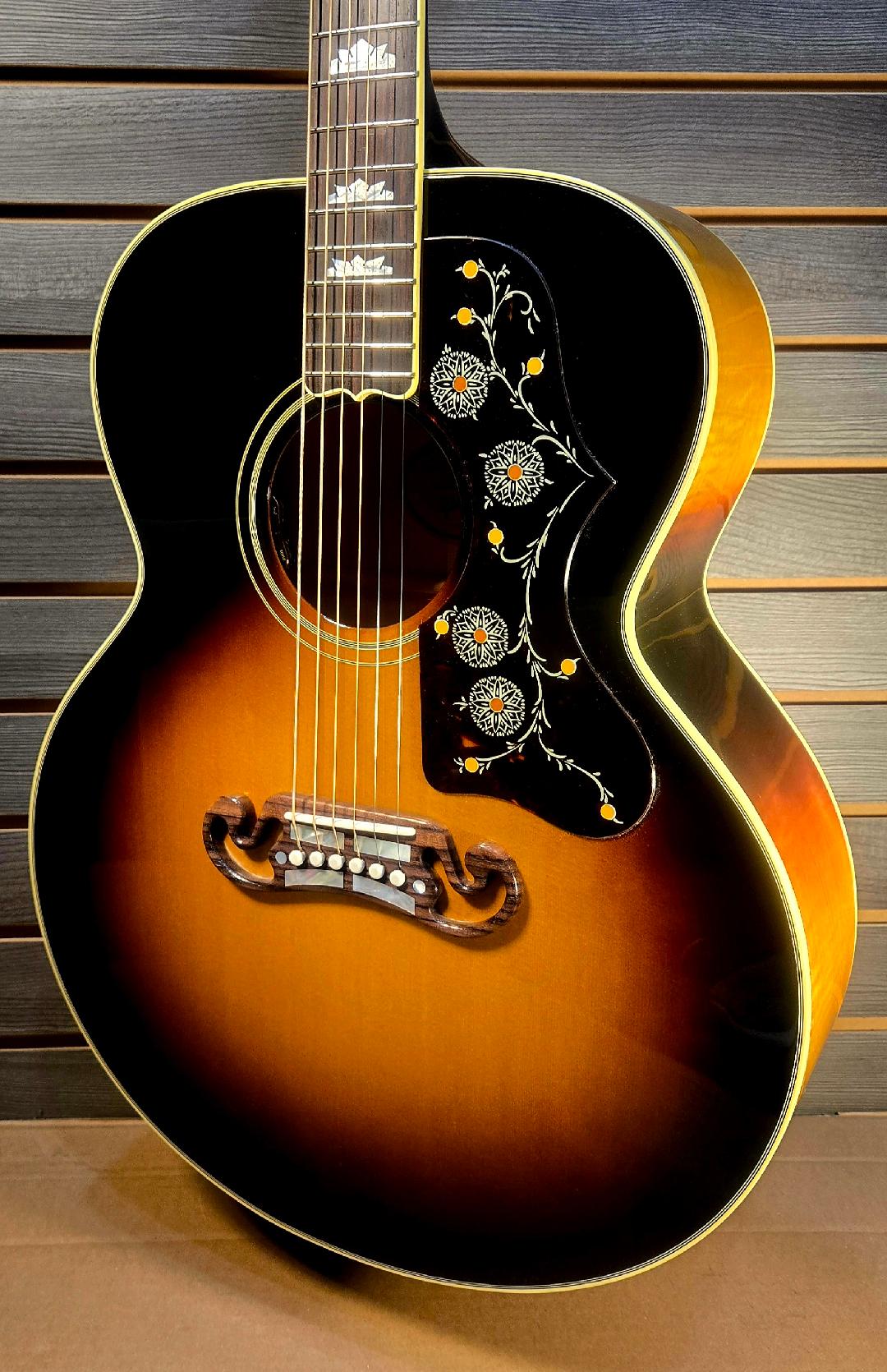 Gibson SJ-200 Original Vintage Sunburst Acoustic Electric Guitar with Hardcase