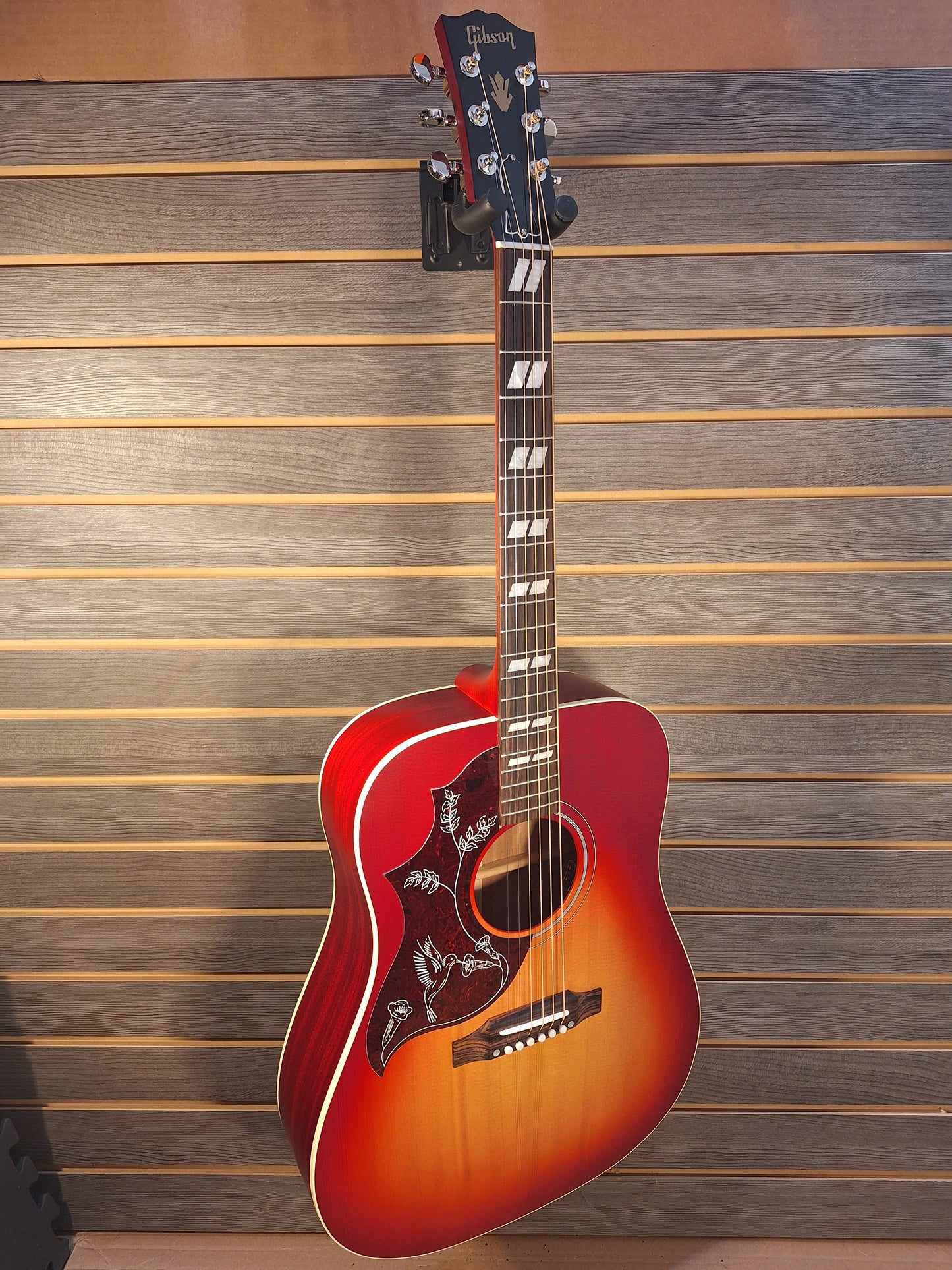 Gibson Hummingbird Special Vintage Cherry Sunburst  Lefty Acoustic/electric Guitar With Premium Gig Bag