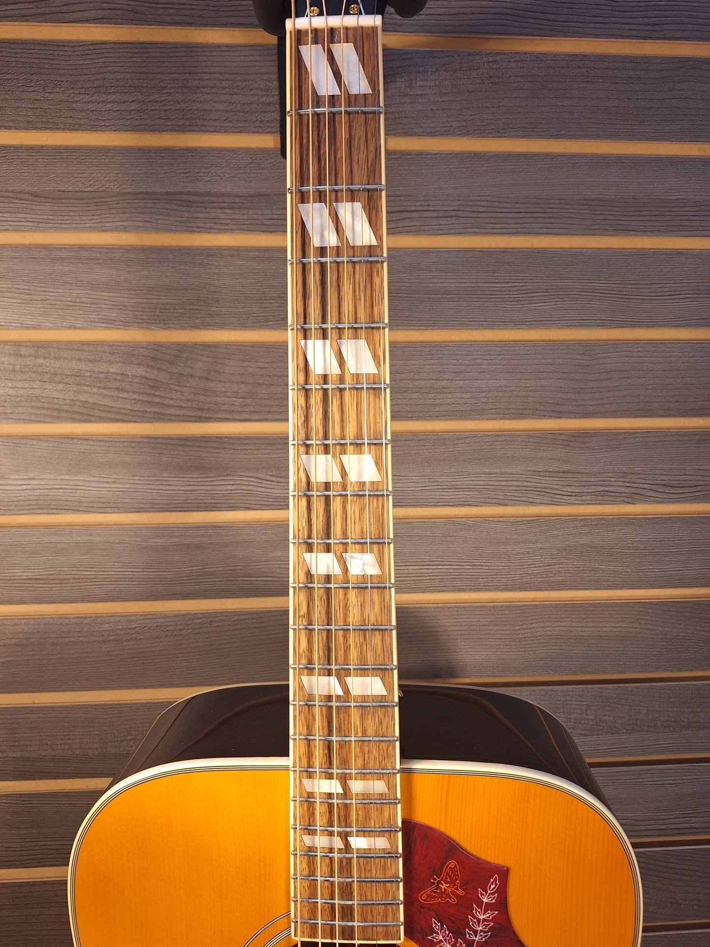 Epiphone Hummingbird Aged Natural Gloss (1)