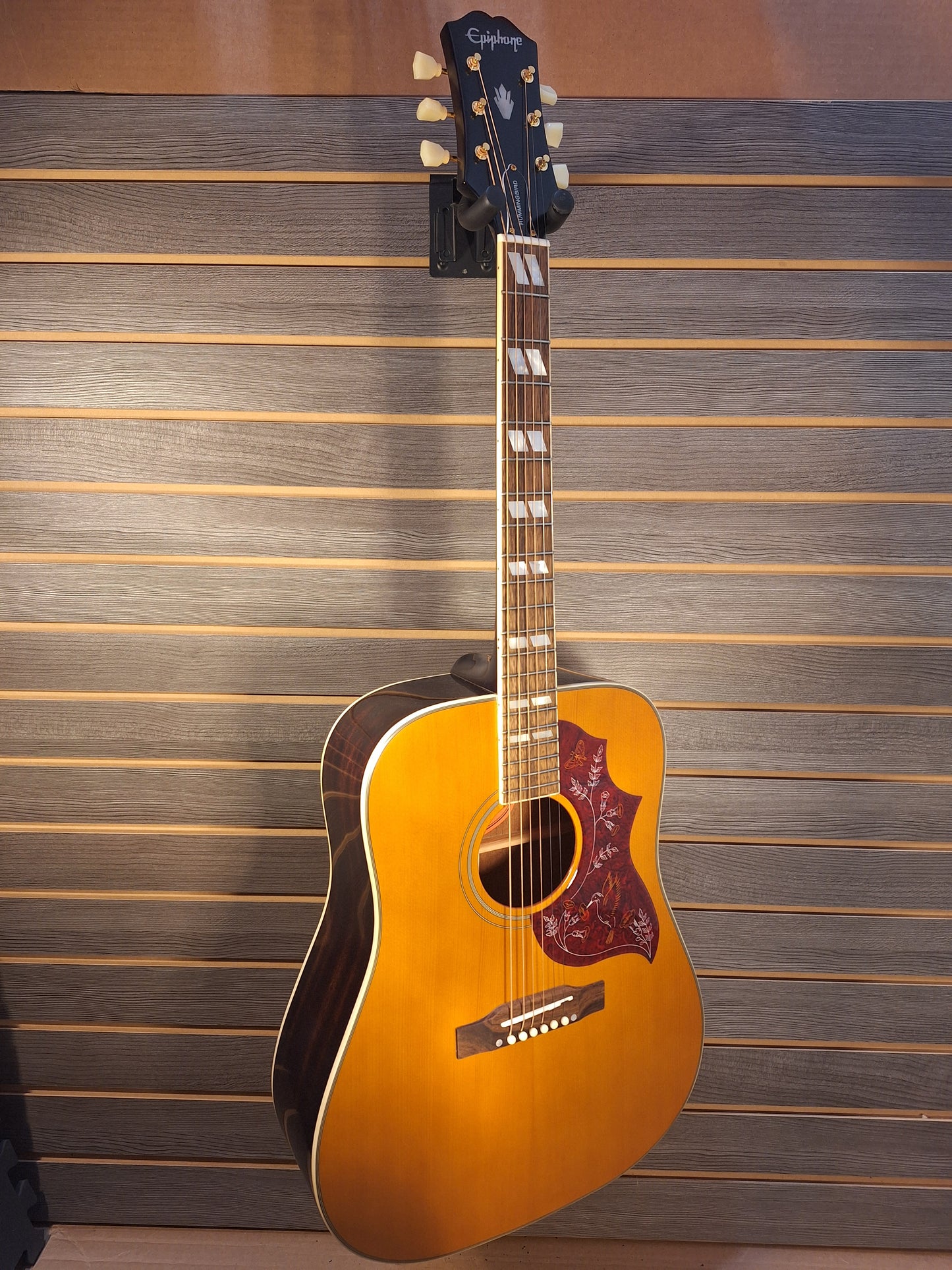 Epiphone Hummingbird Aged Natural Gloss (1)
