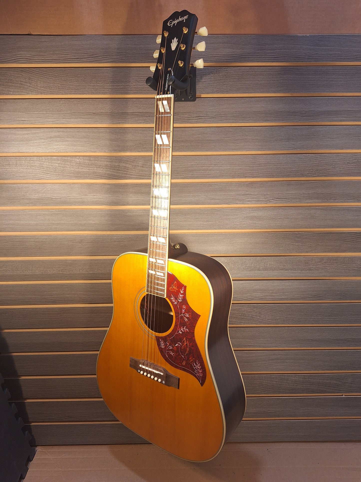 Epiphone Hummingbird Aged Natural Gloss (2)