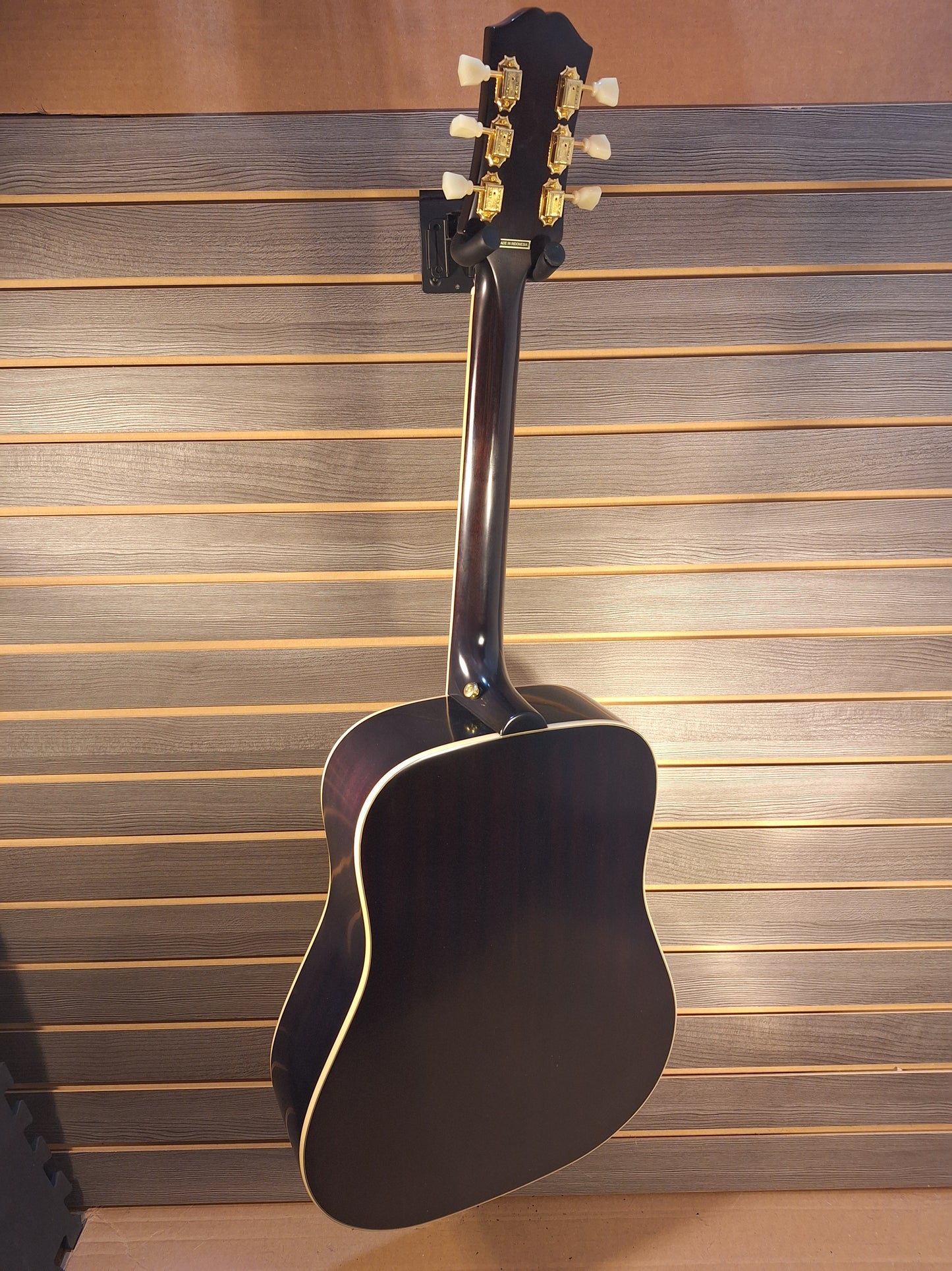 Epiphone Hummingbird Aged Natural Gloss (4)