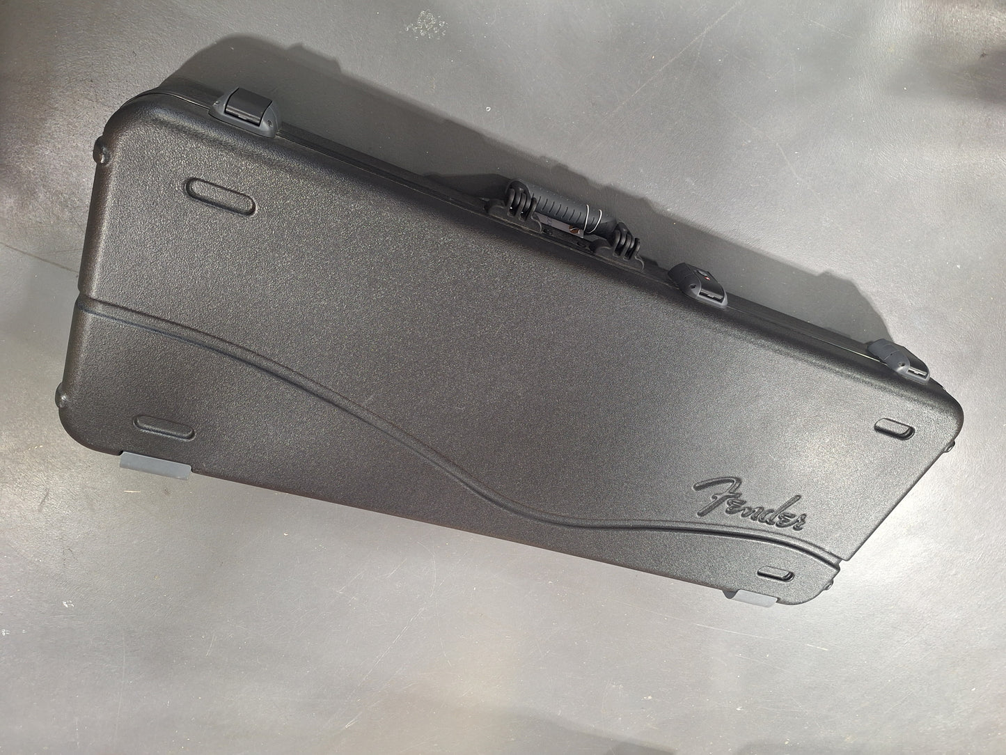 Used Fender Molded Hard Case (Fits Jazzmaster And Jaguar)