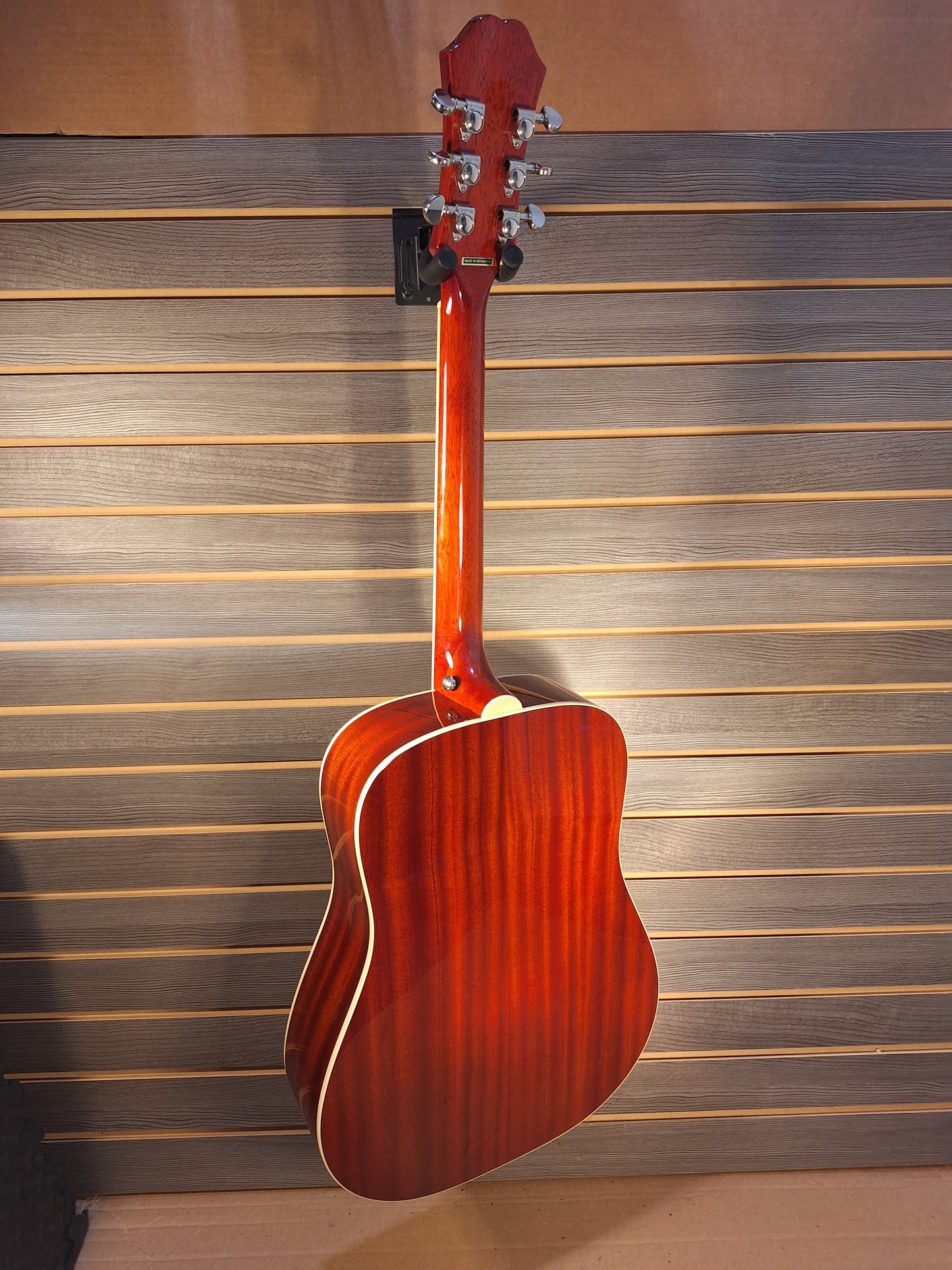 Epiphone Hummingbird Studio (#1)