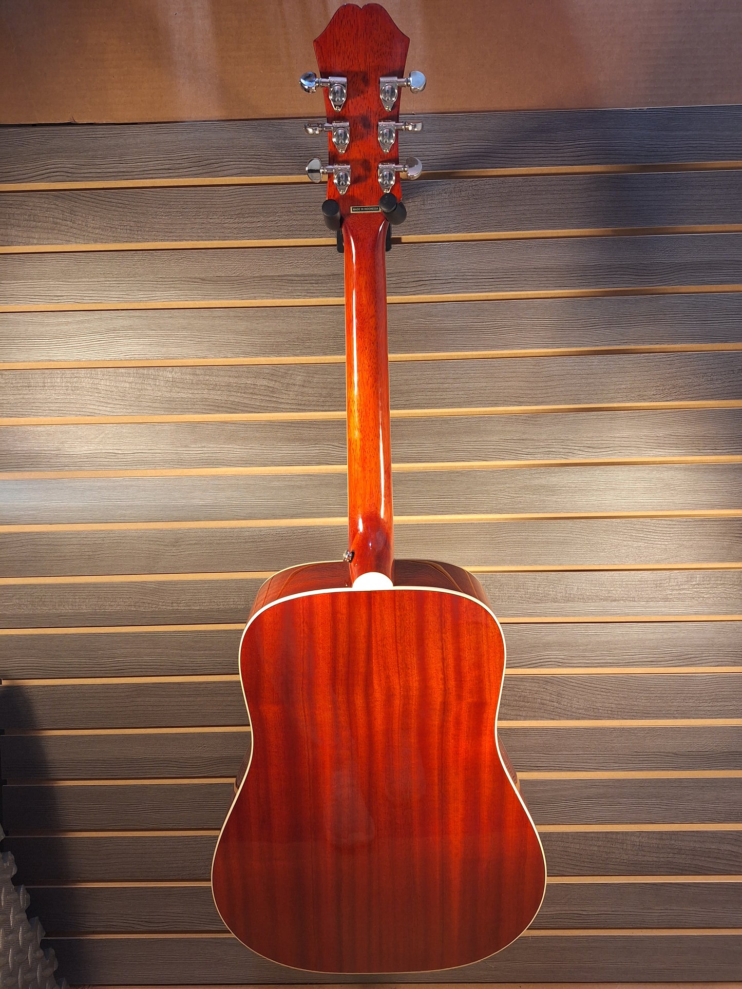 Epiphone Hummingbird Studio (#1)