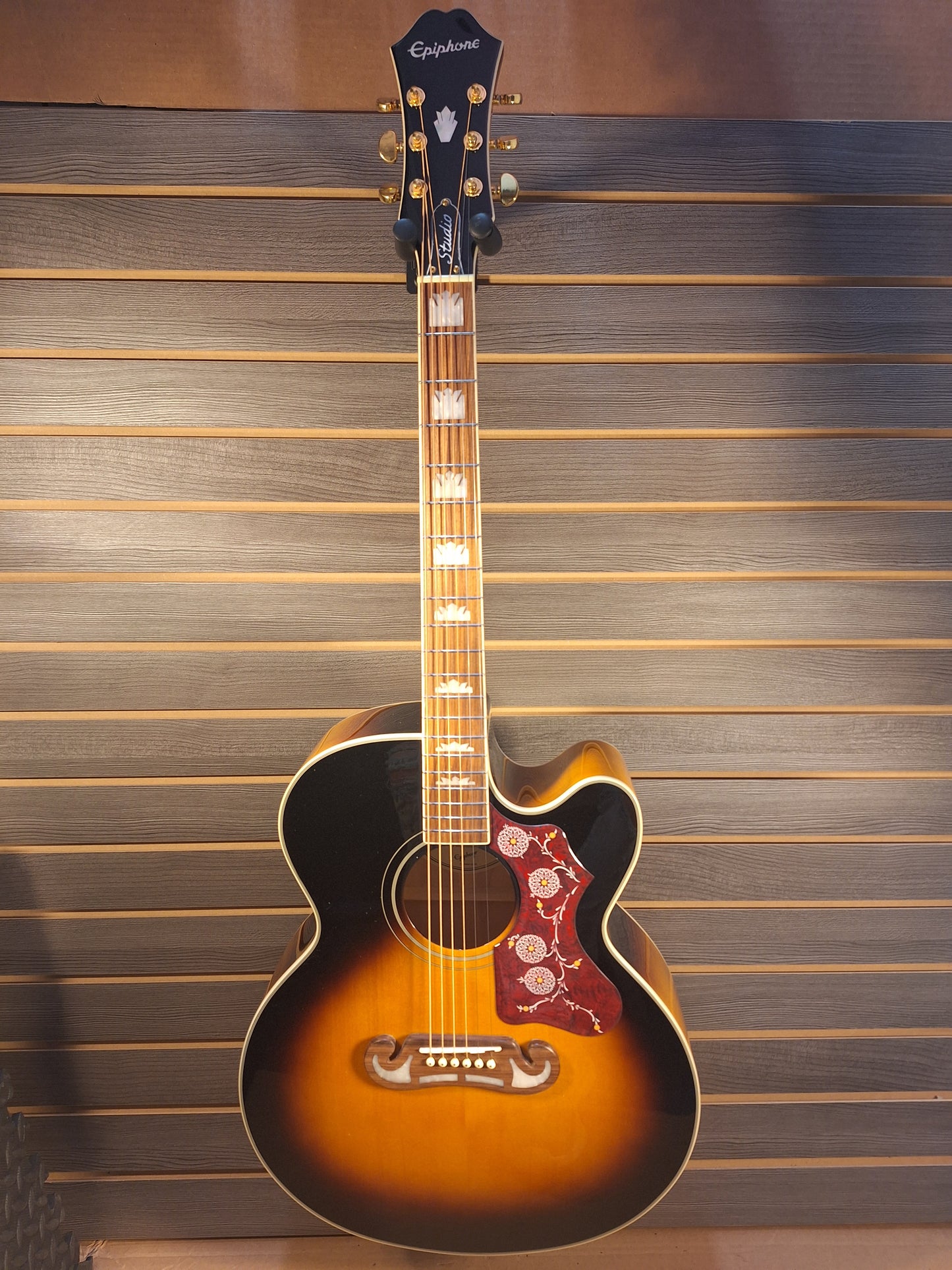 Epiphone J-200 EC Studio