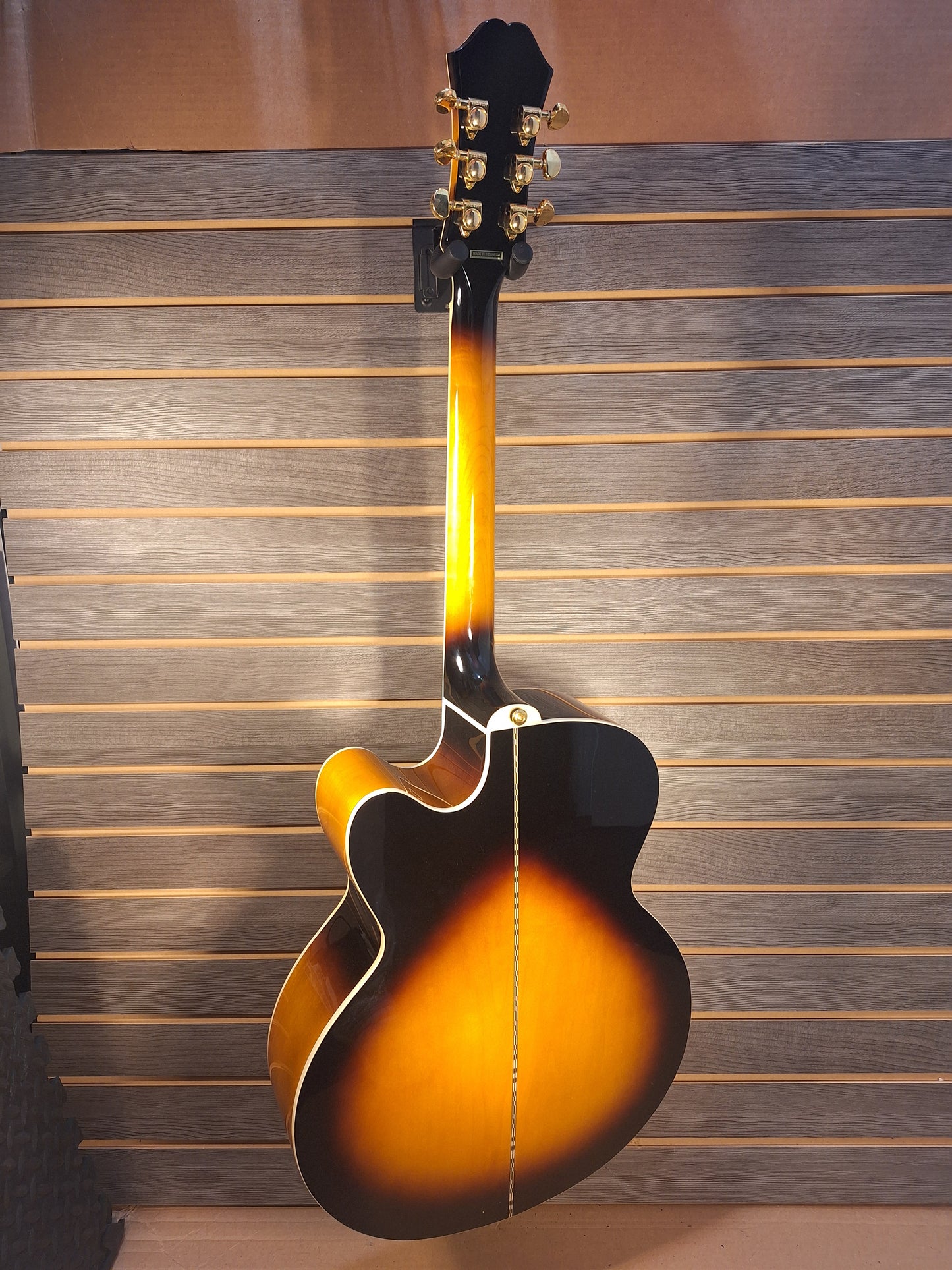 Epiphone J-200 EC Studio