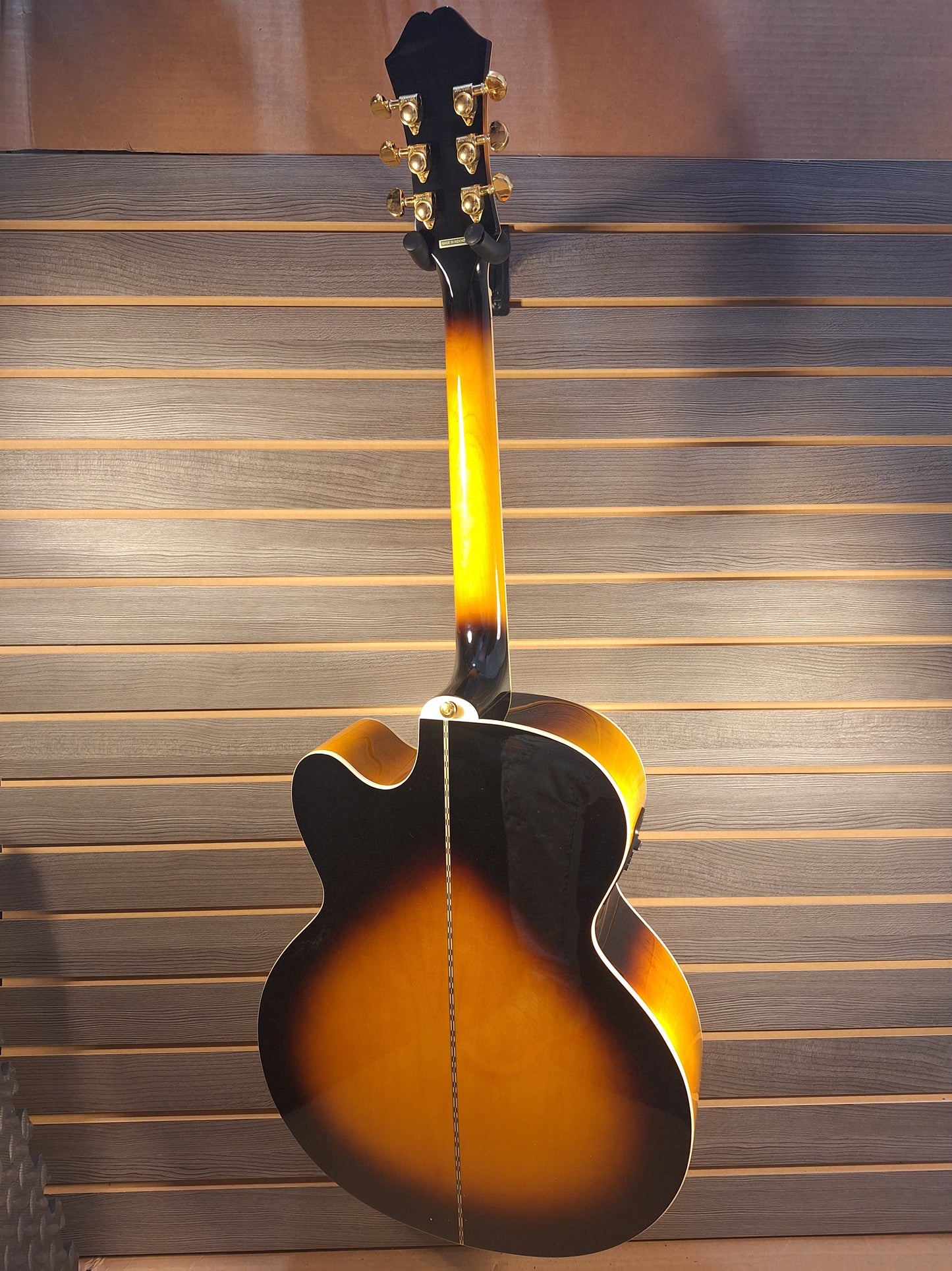 Epiphone J-200 EC Studio