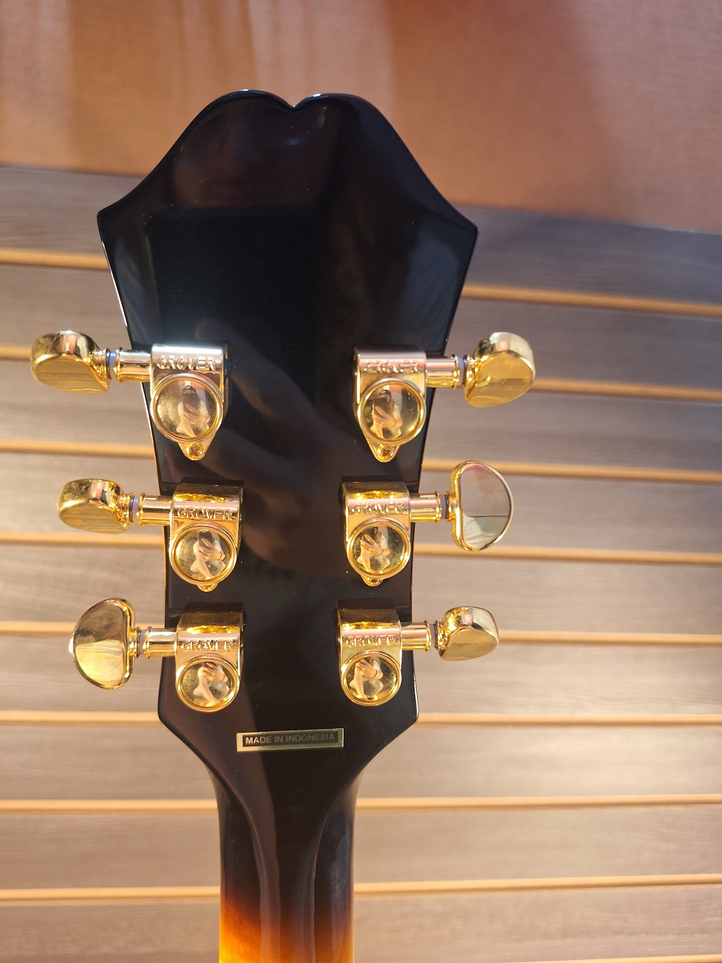 Epiphone J-200 EC Studio