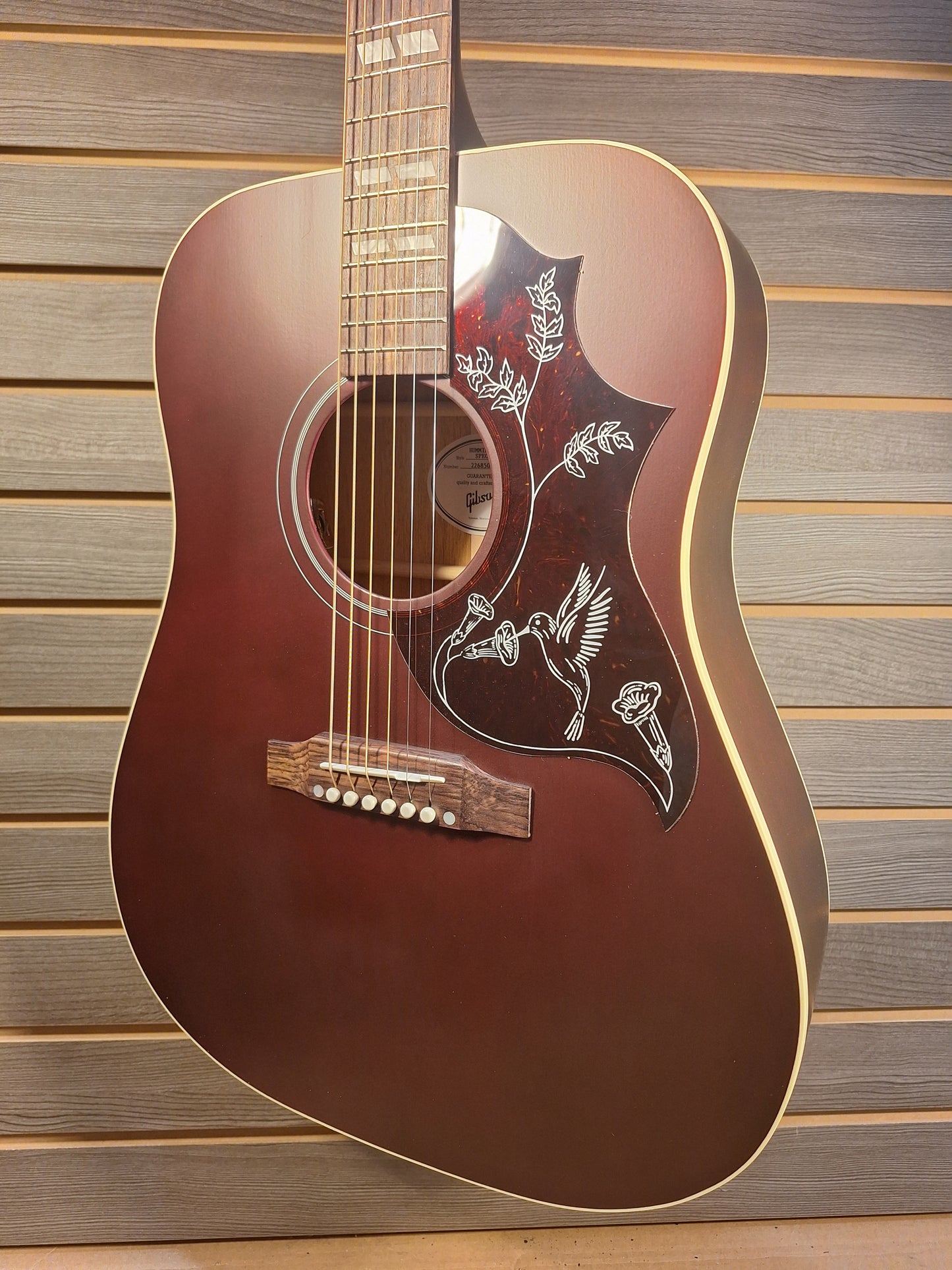 Gibson Hummingbird Special Satin Red Wine With Premium Soft Case
