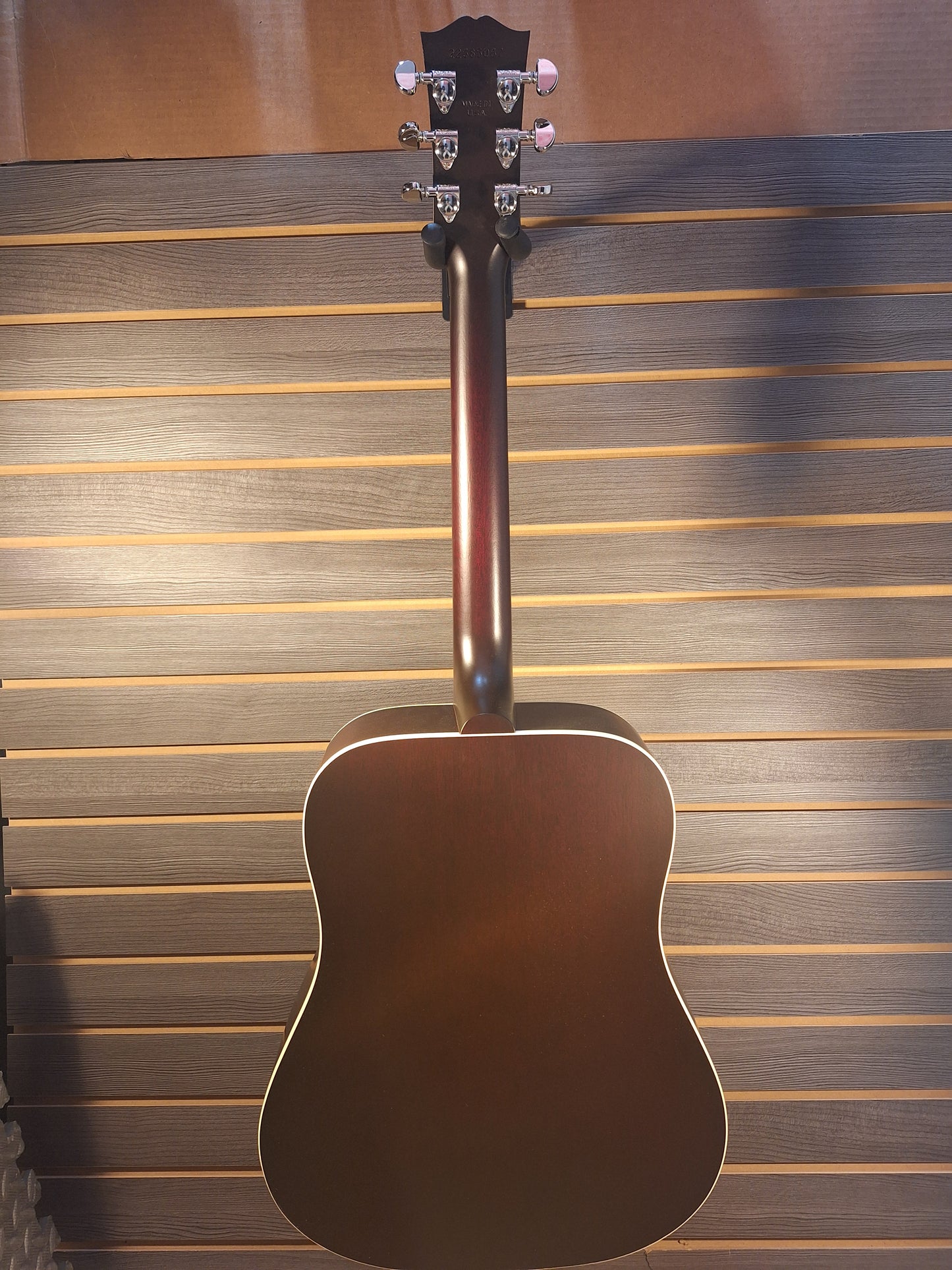 Gibson Hummingbird Special Satin Red Wine With Premium Soft Case