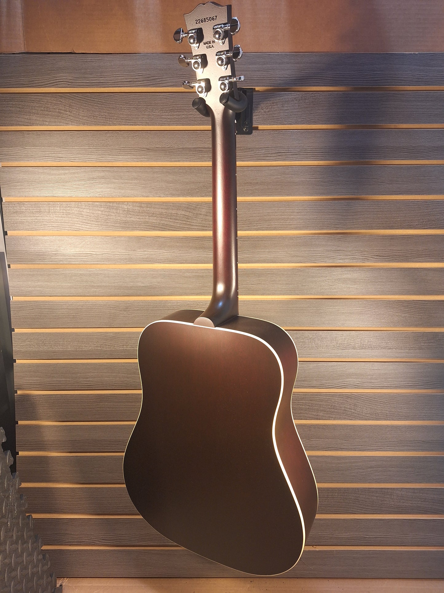 Gibson Hummingbird Special Satin Red Wine With Premium Soft Case