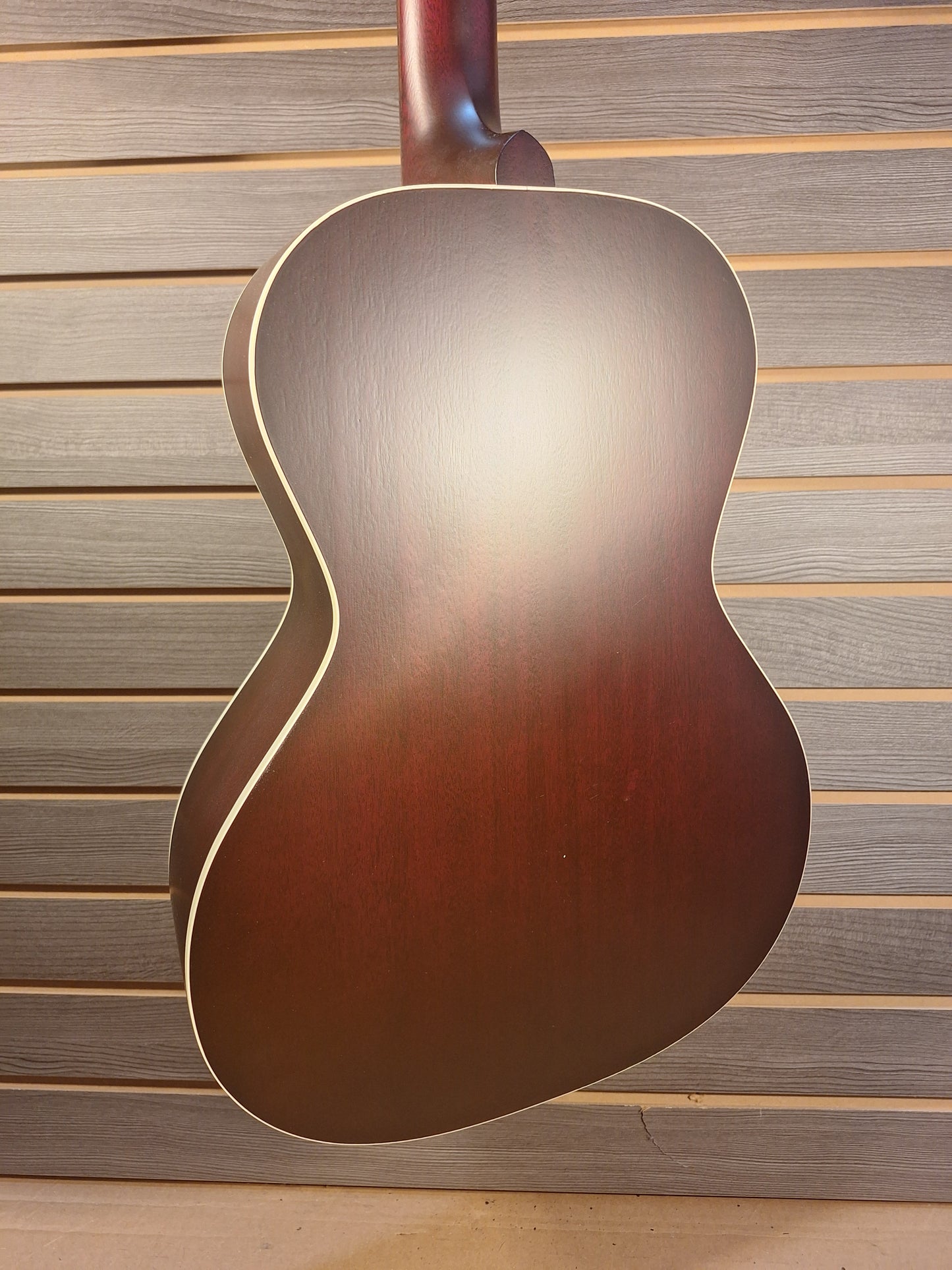 Gibson L-00 Special Satin Red Wine With PremiumSoft Case