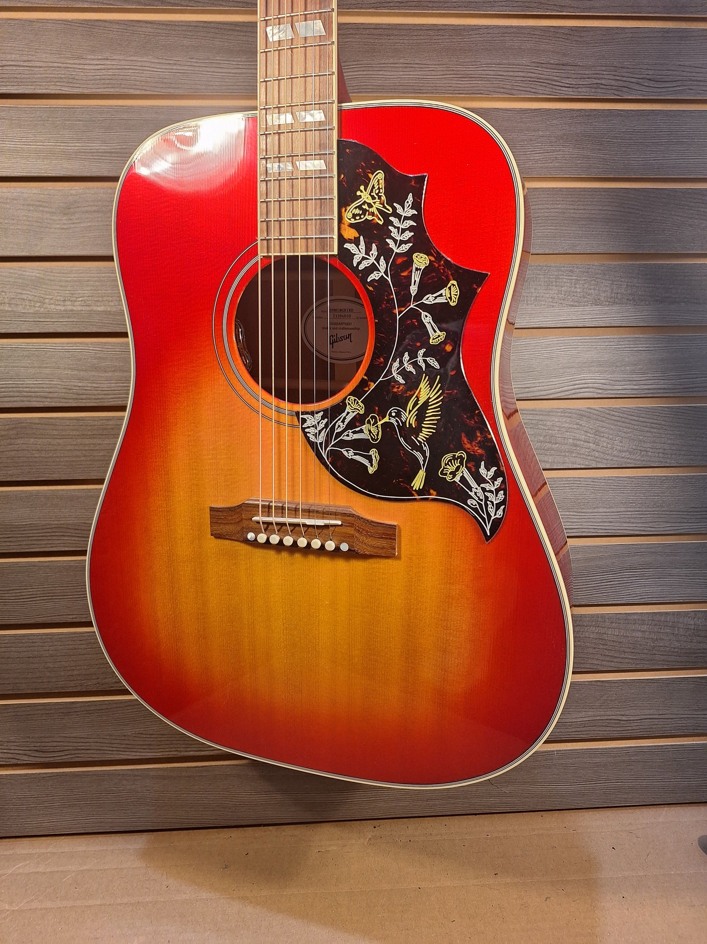 Gibson Hummingbird Standard Vintage Cherry Sunburst Acoustic Electric Guitar with Hardcase