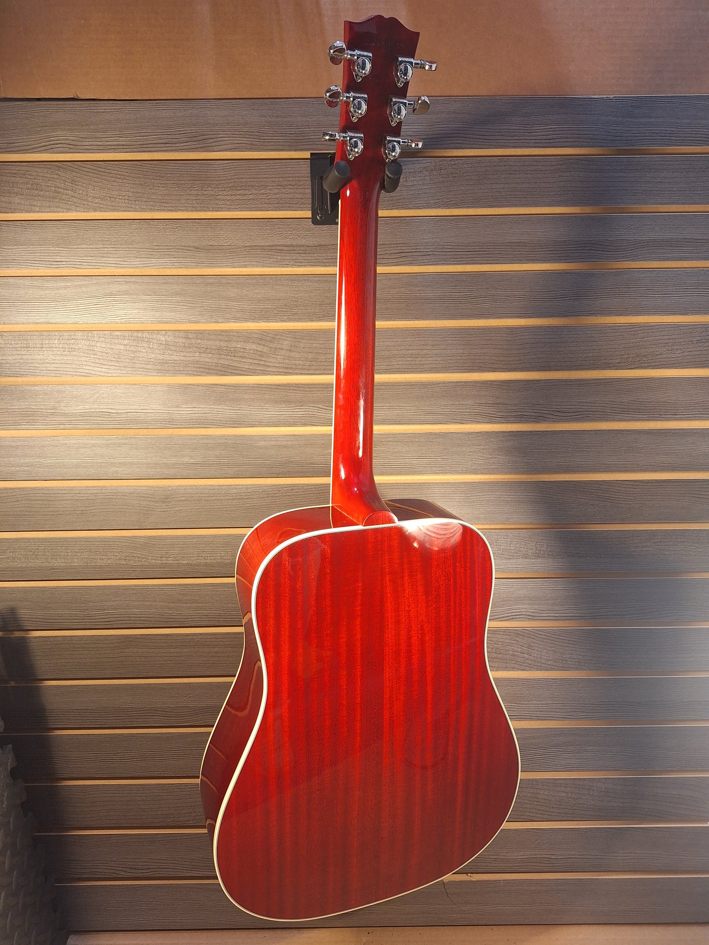 Gibson Hummingbird Standard Vintage Cherry Sunburst Acoustic Electric Guitar with Hardcase