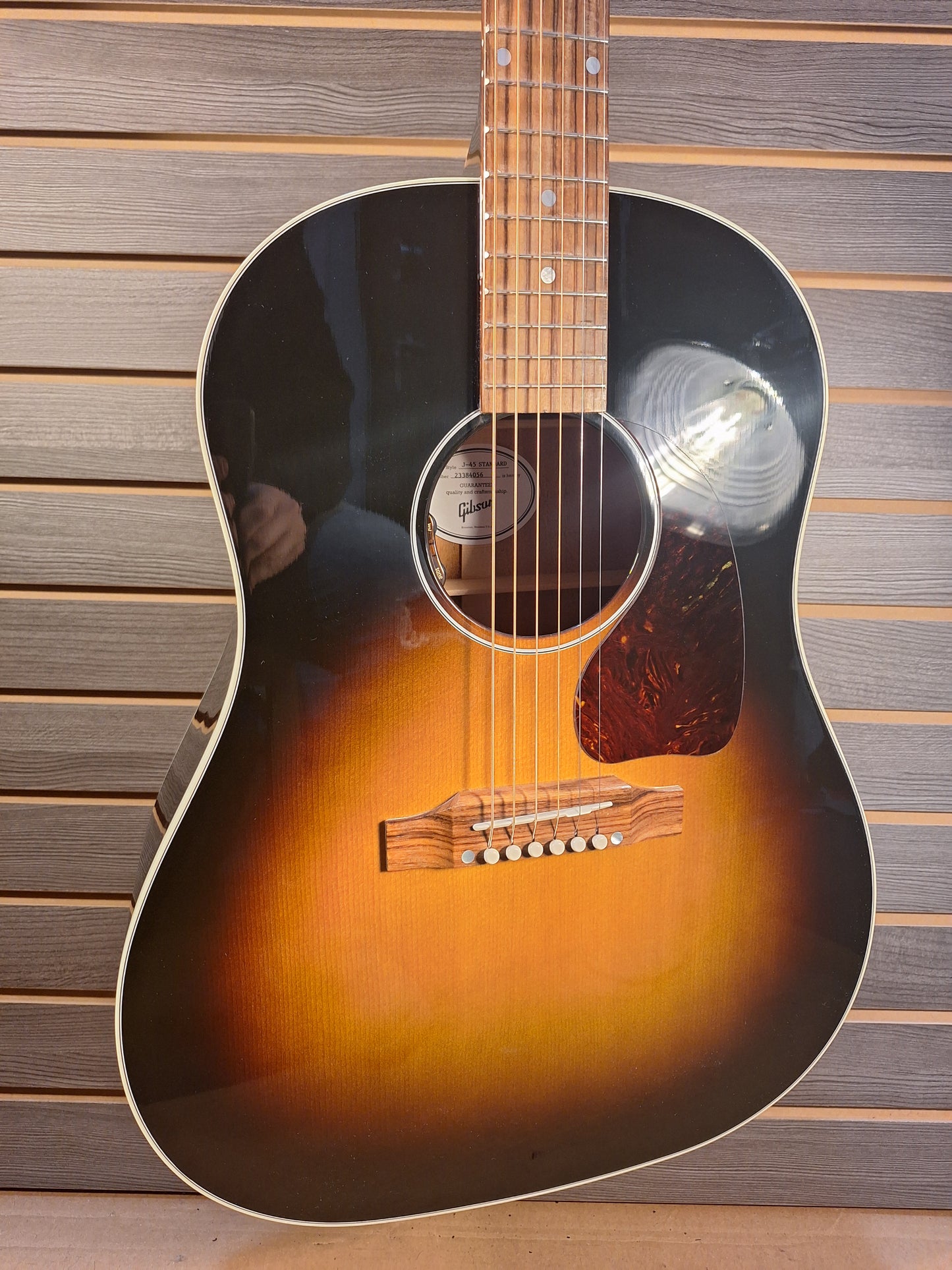 Gibson J-45 Standard Vintage Sunburst Acoustic Electric With Hardcase