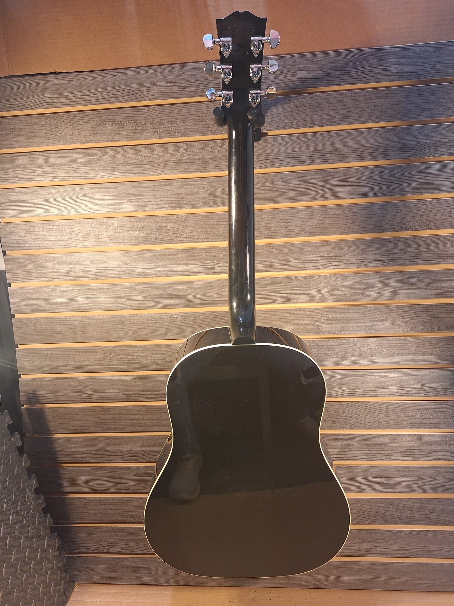 Gibson J-45 Standard Vintage Sunburst Acoustic Electric With Hardcase