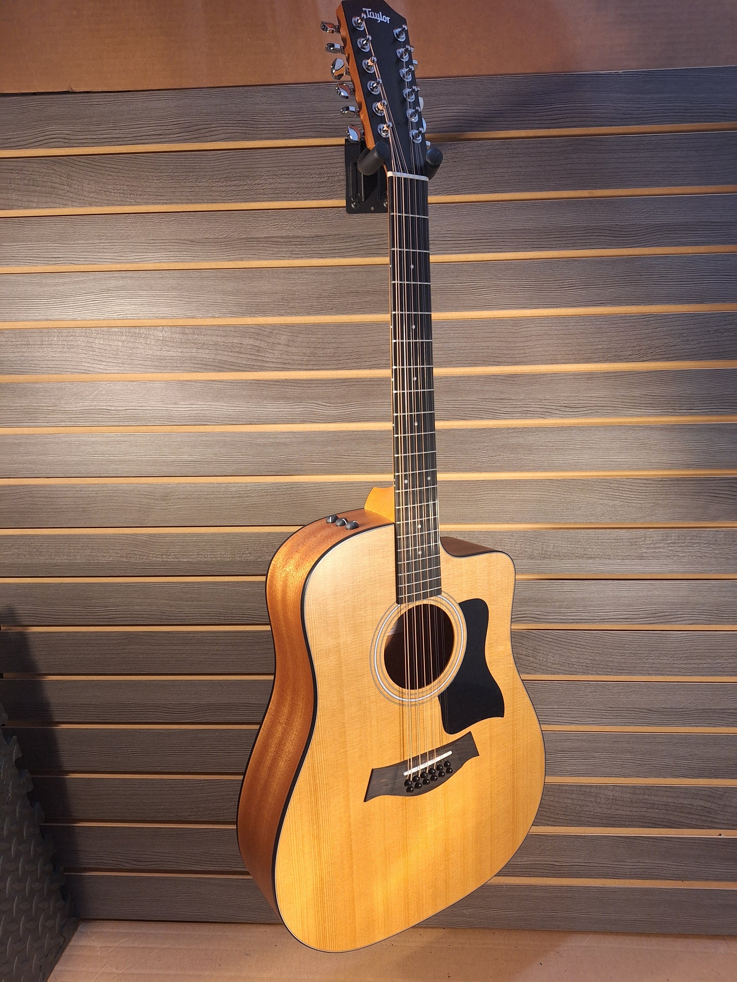 Taylor 150ce 12 string With Gig Bag