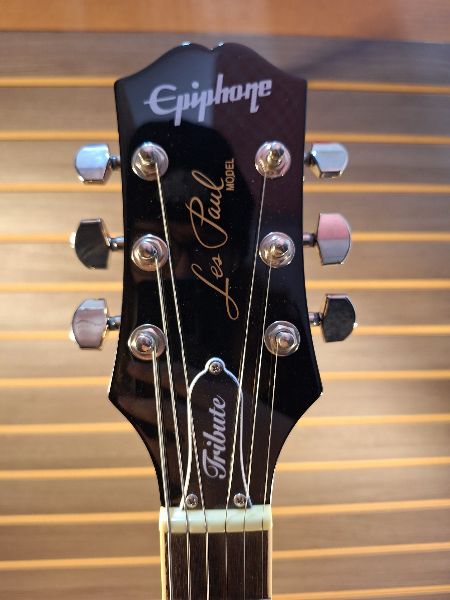 Epiphone Les Paul Tribute Plus Electric Guitar Ebony Burst