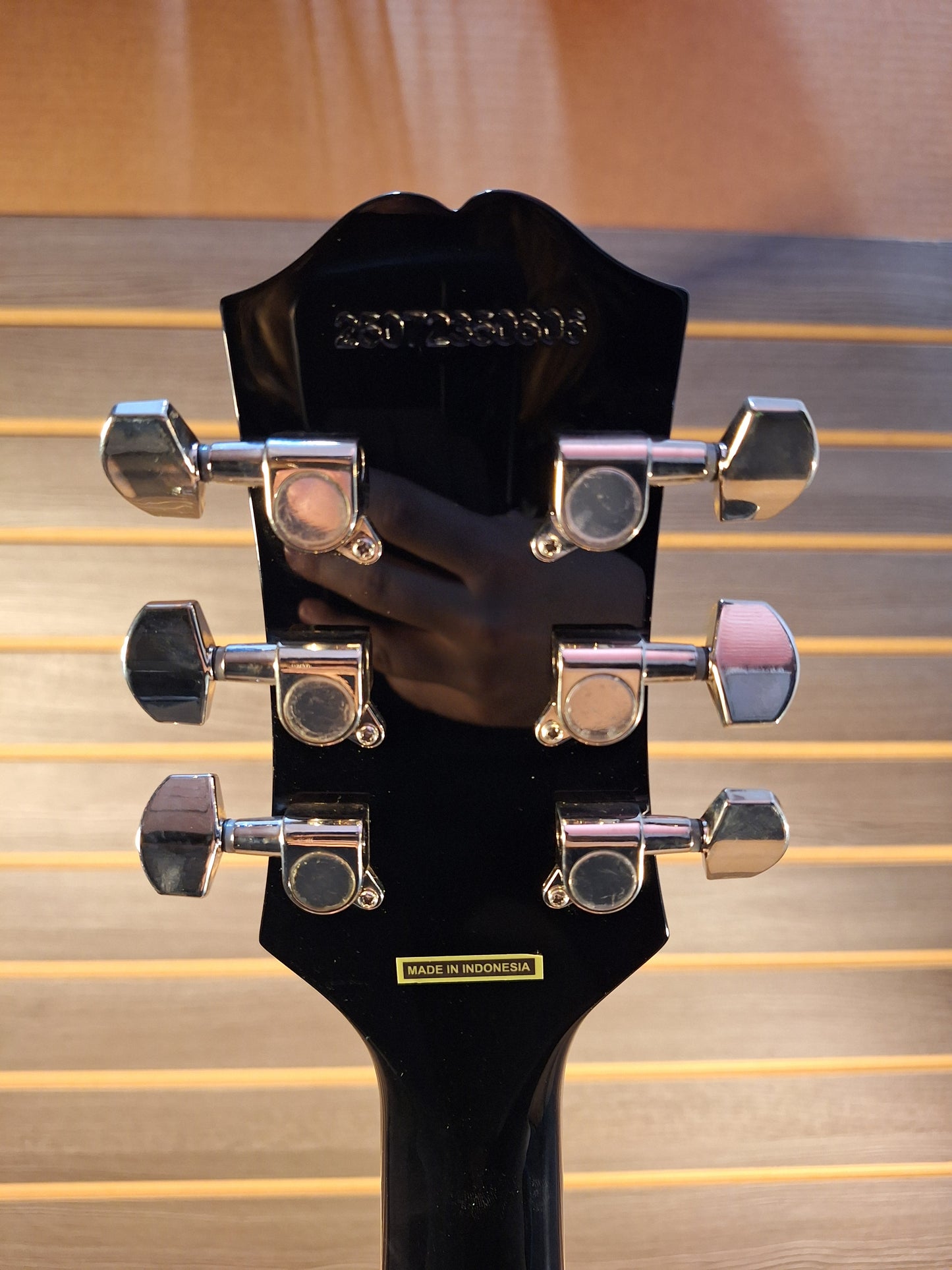 Epiphone Les Paul Tribute Plus Electric Guitar Ebony Burst