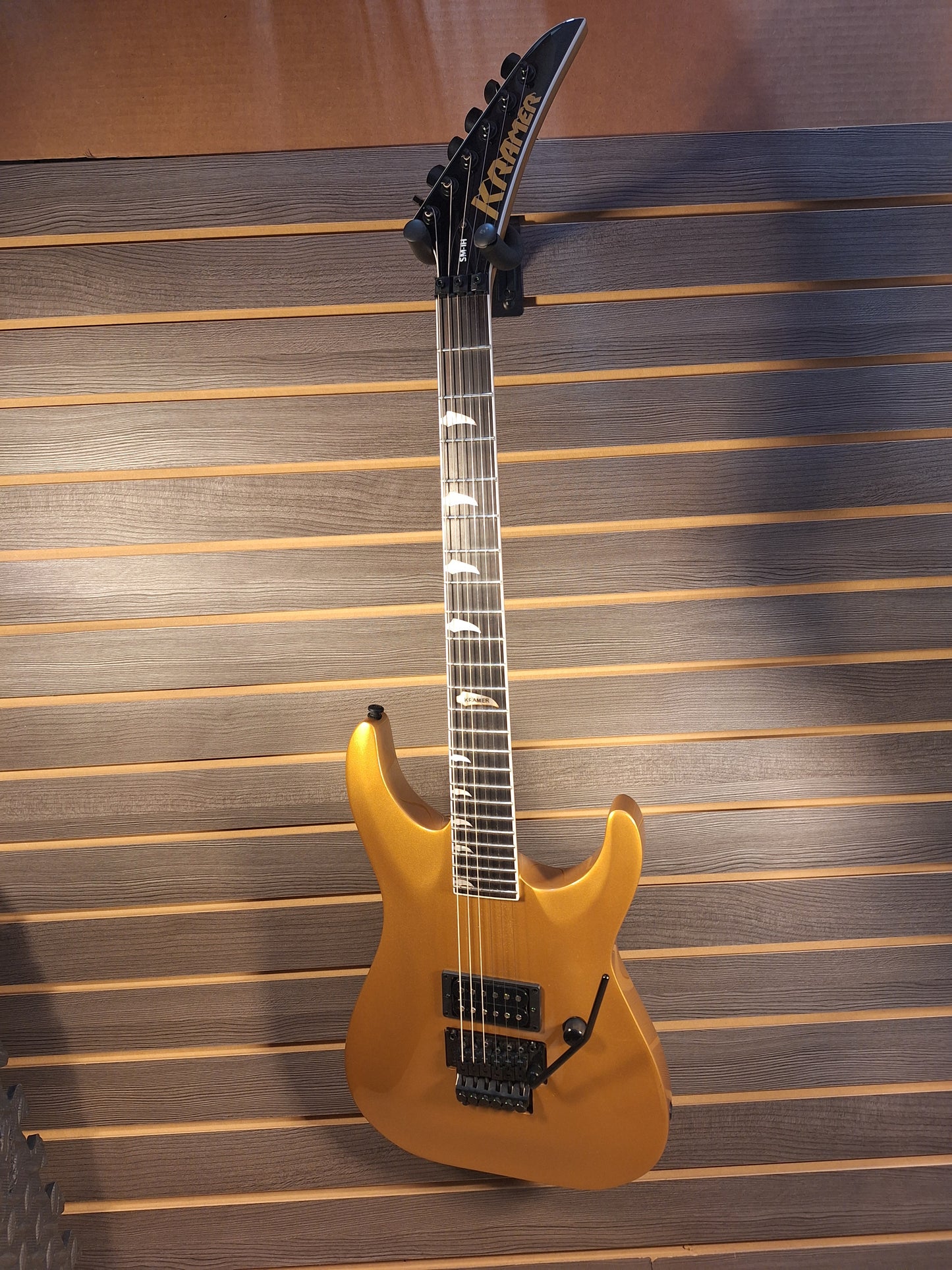 Kramer SM-1H Buzzsaw Gold Electric Guitar