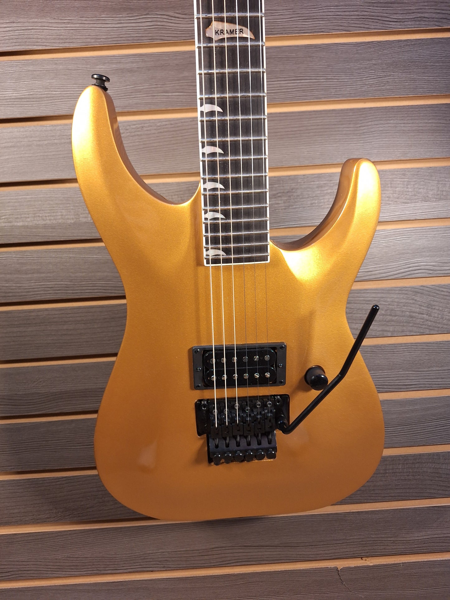 Kramer SM-1H Buzzsaw Gold Electric Guitar