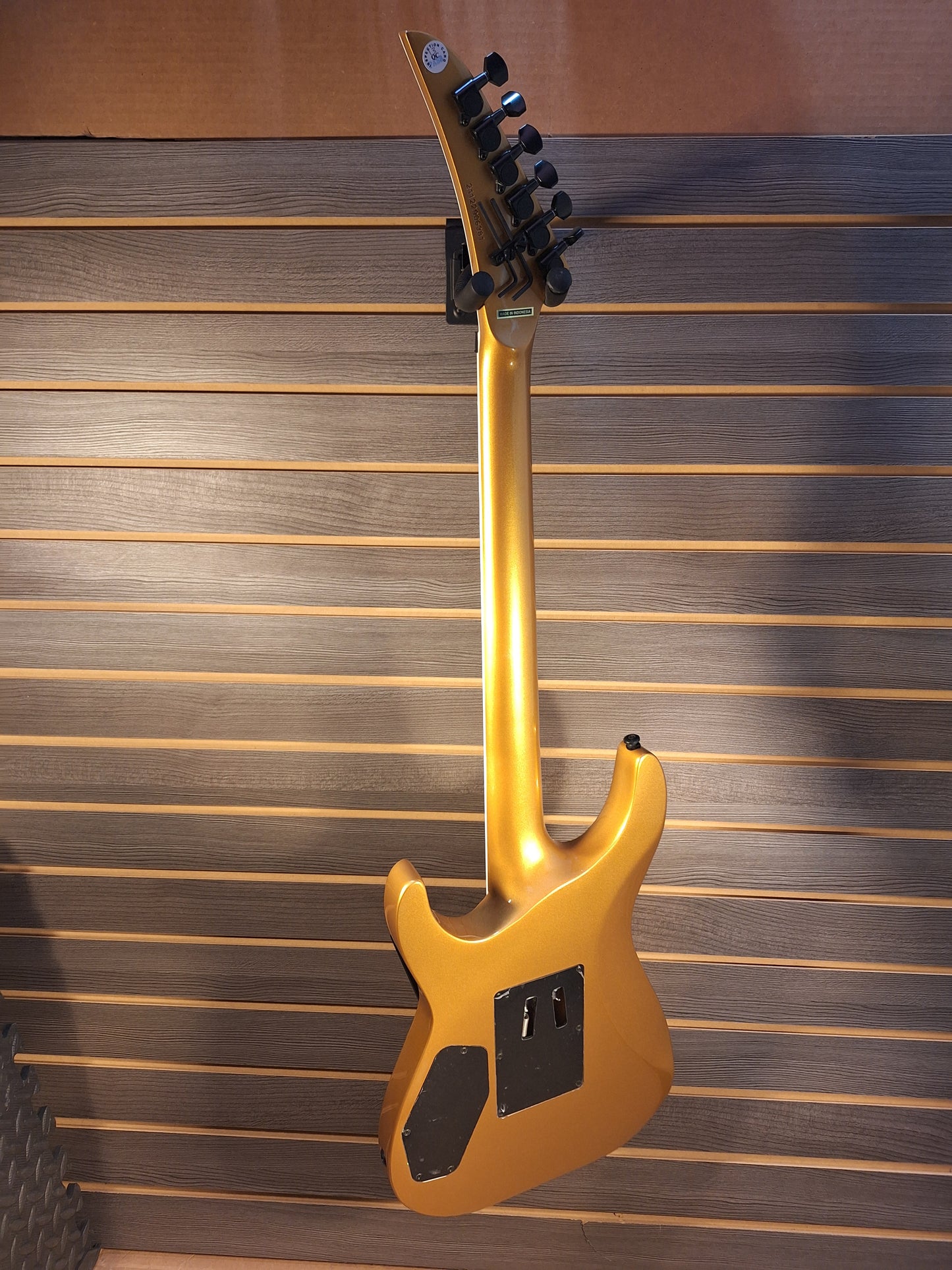 Kramer SM-1H Buzzsaw Gold Electric Guitar