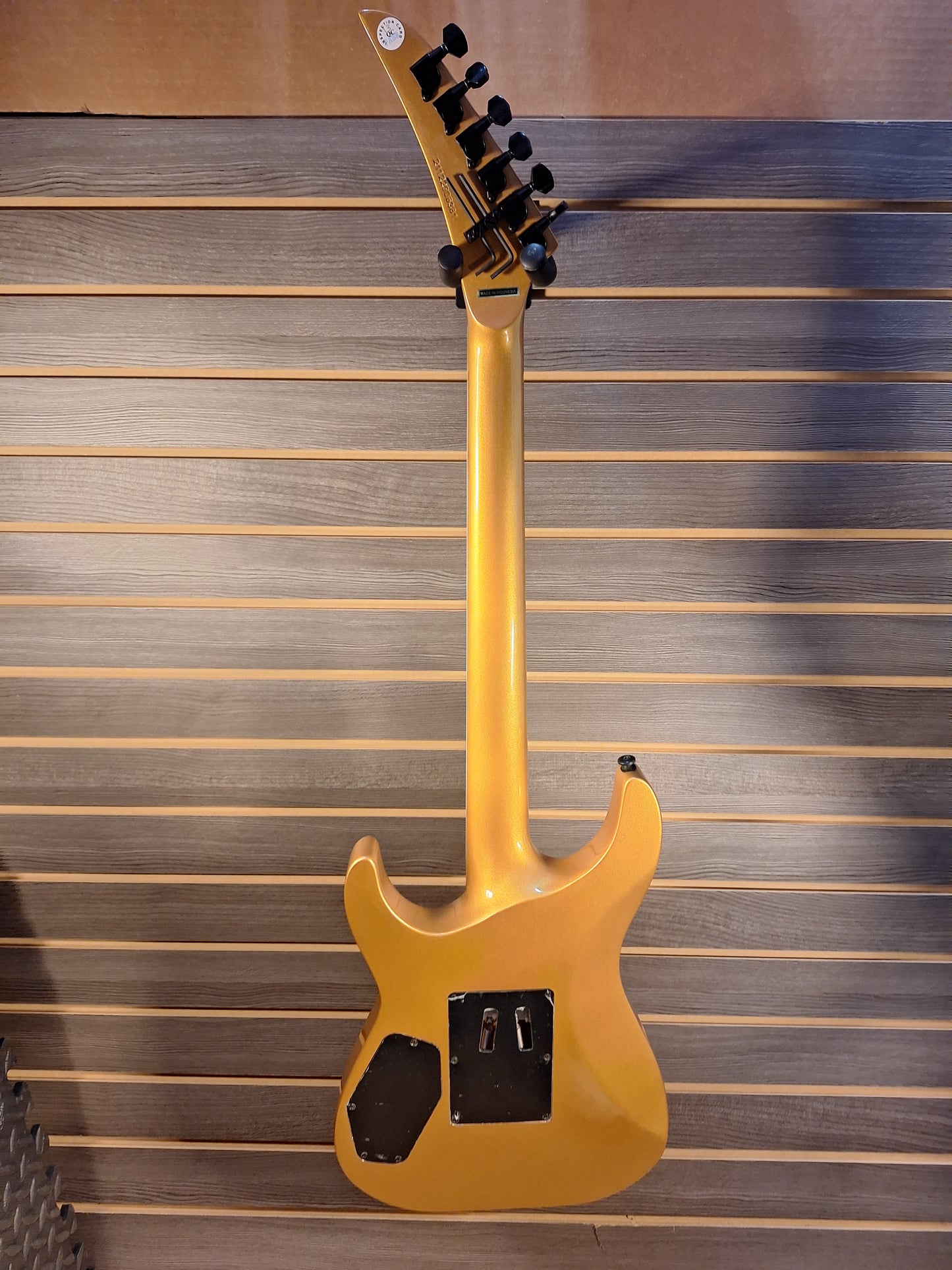 Kramer SM-1H Buzzsaw Gold Electric Guitar