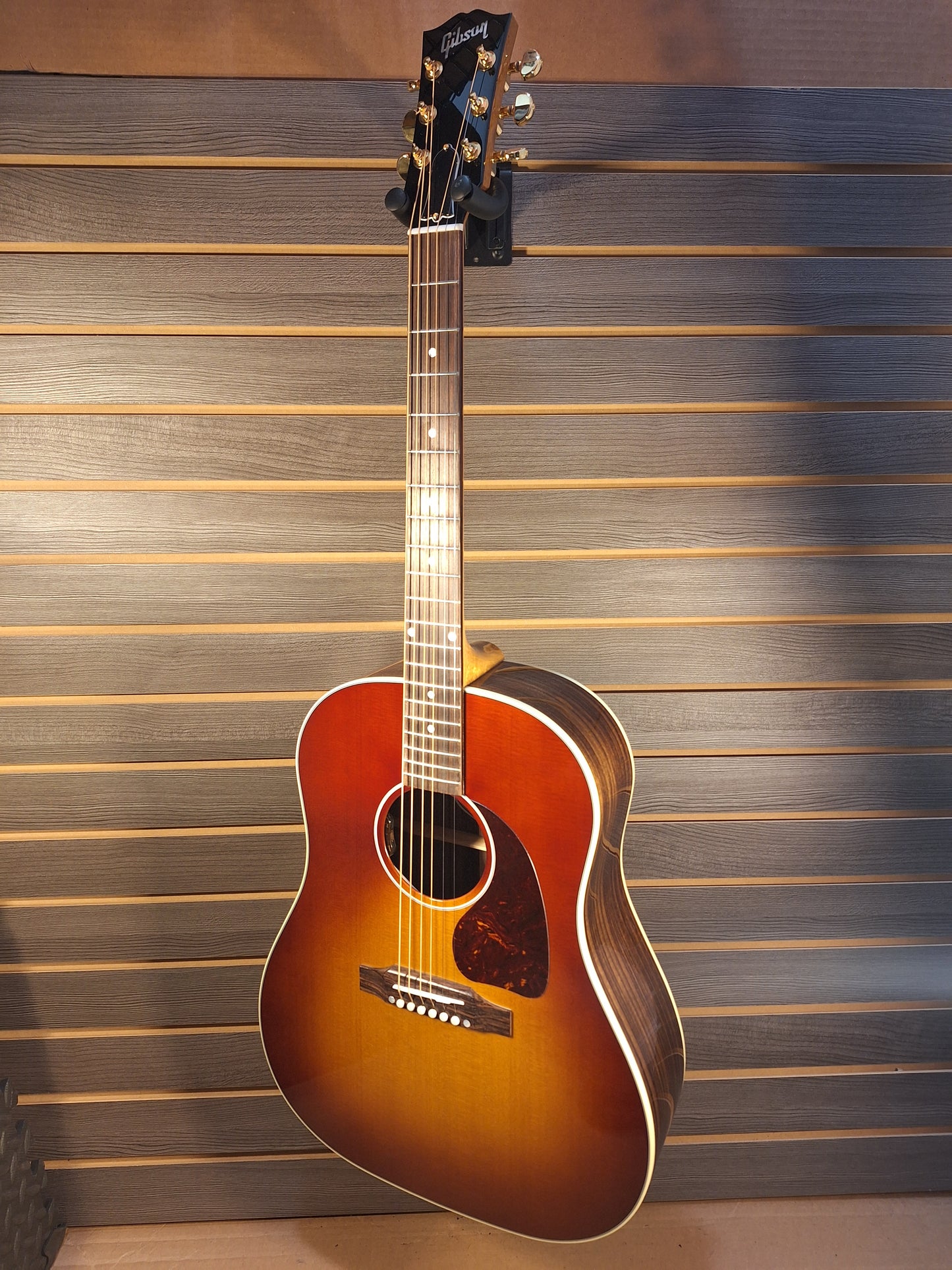 Gibson J-45 Stand Rosewood Burst With Hard Case