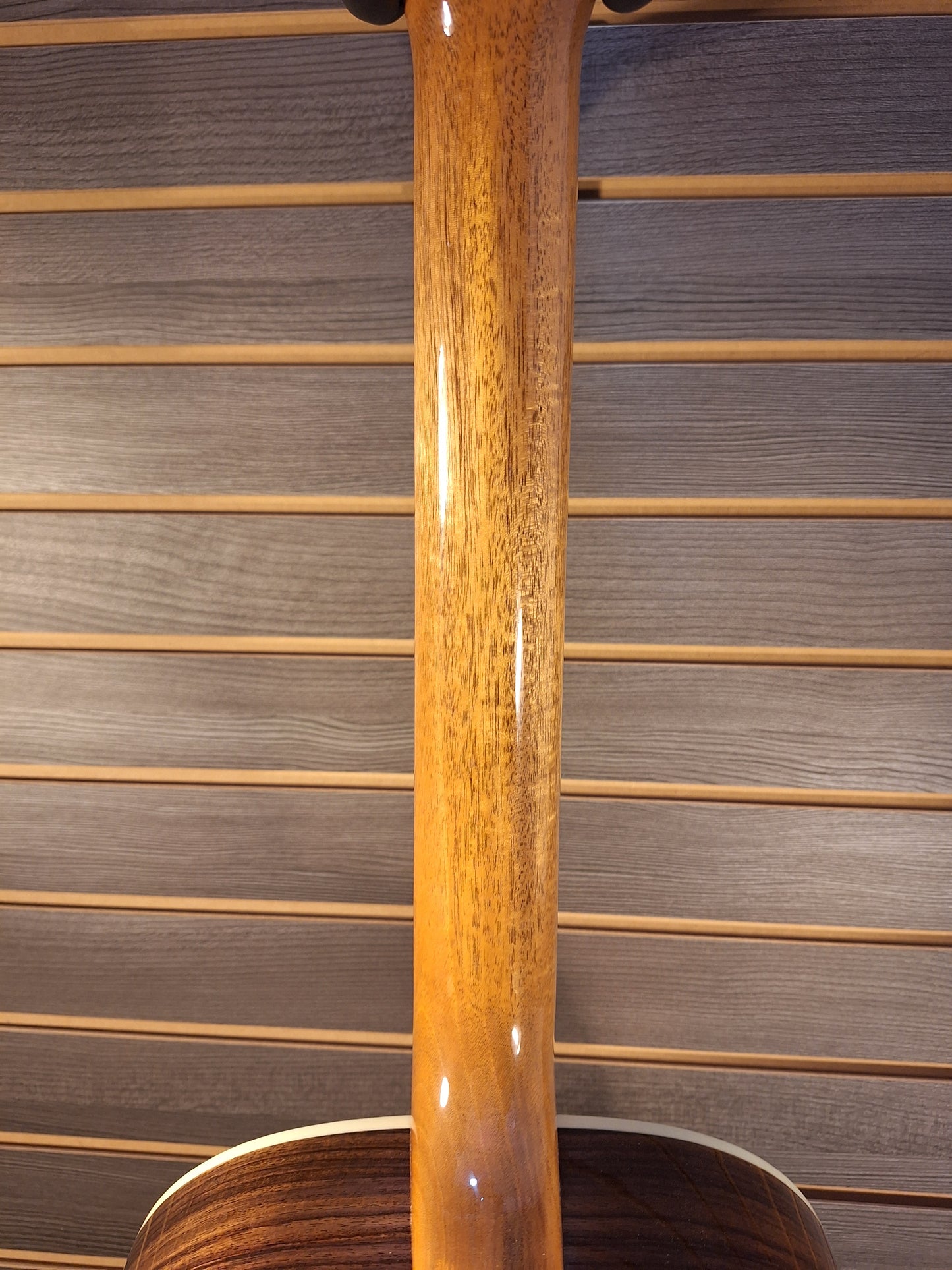 Gibson J-45 Stand Rosewood Burst With Hard Case