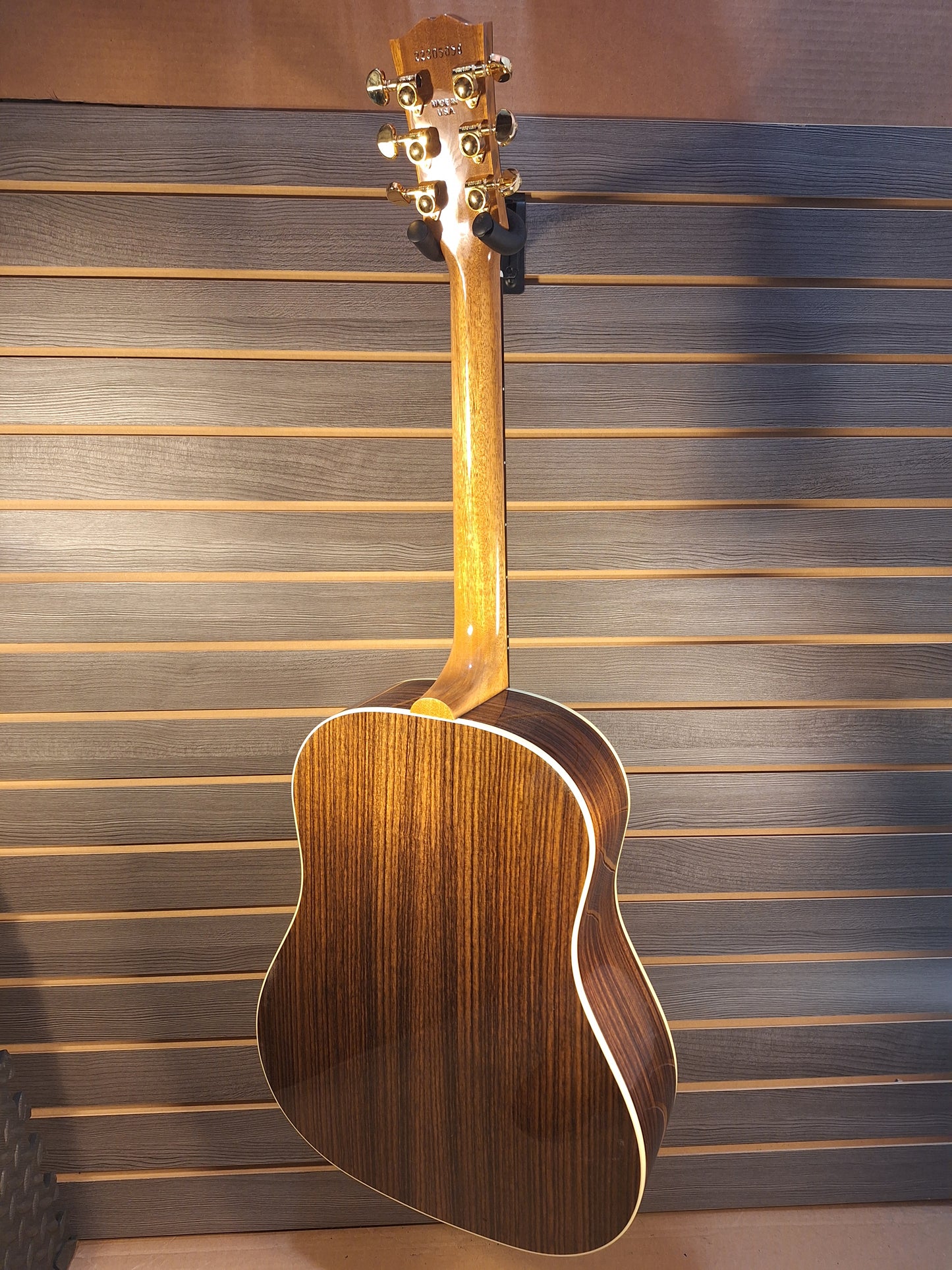 Gibson J-45 Stand Rosewood Burst With Hard Case